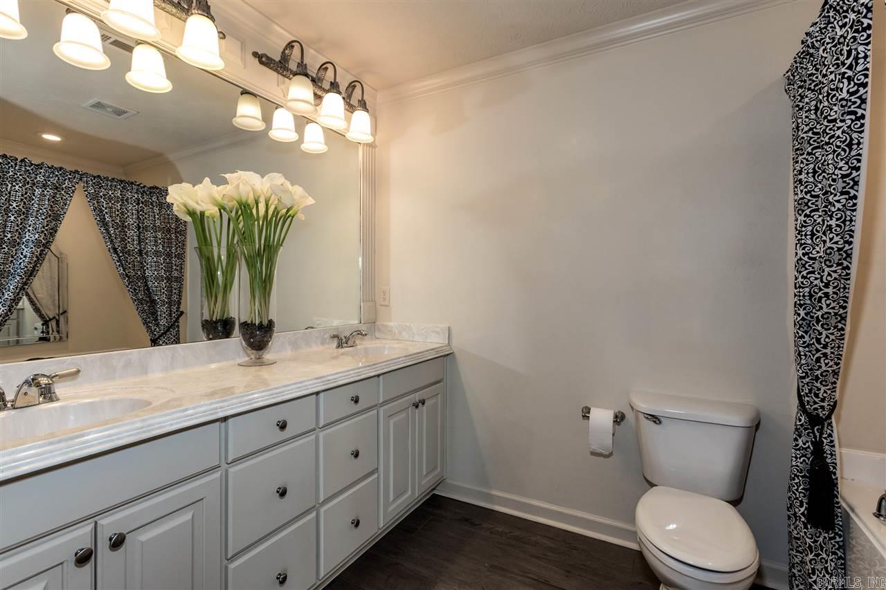 COUNTRY CLUB OF ARK THE - Residential