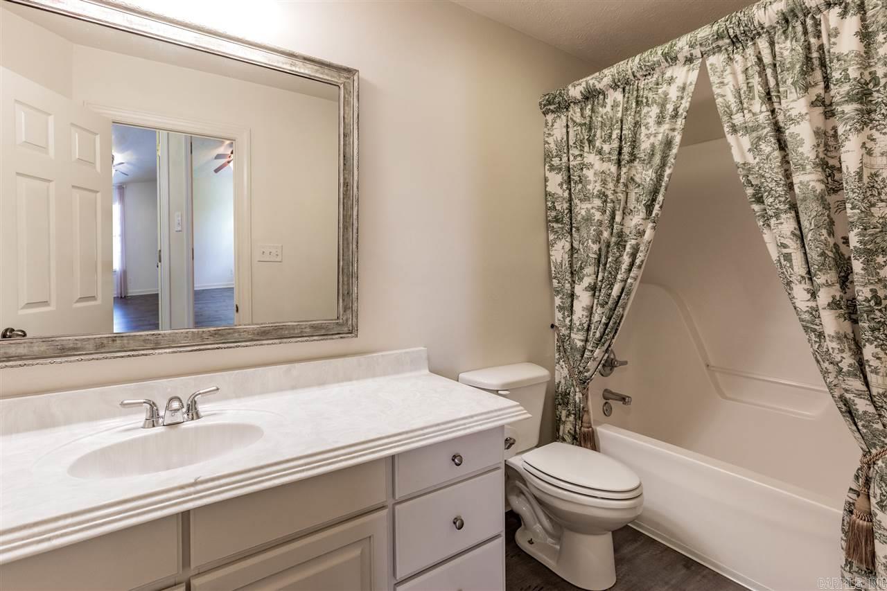 COUNTRY CLUB OF ARK THE - Residential