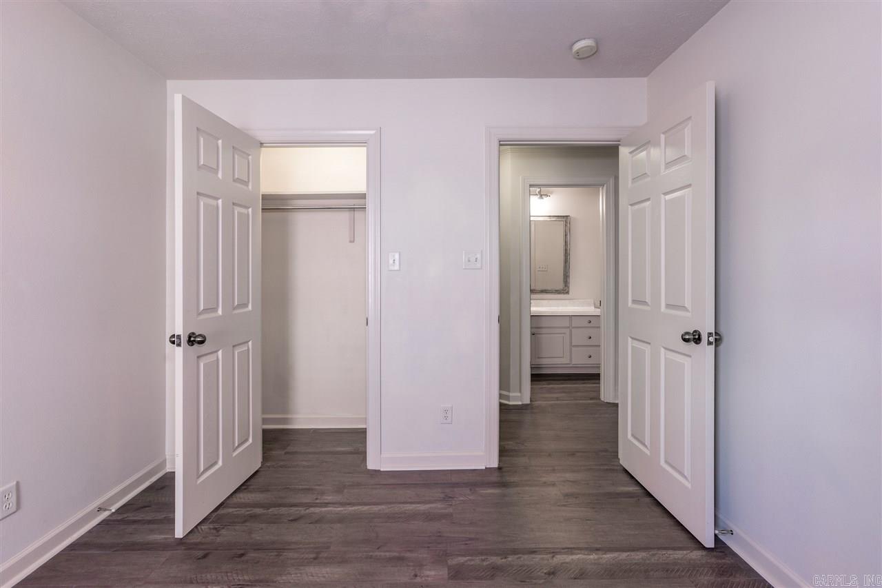 COUNTRY CLUB OF ARK THE - Residential