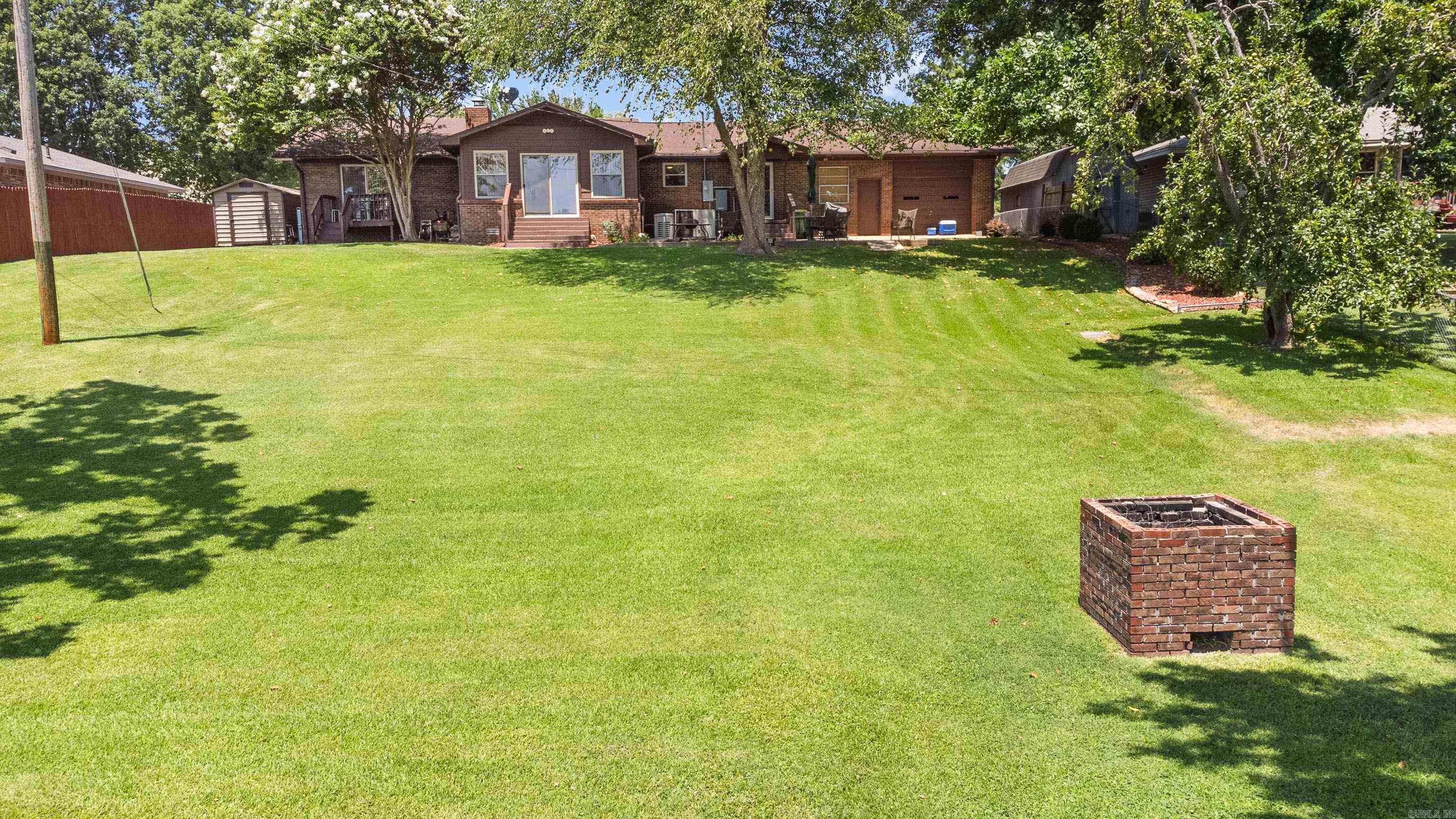 RIVER MANOR EST - Residential