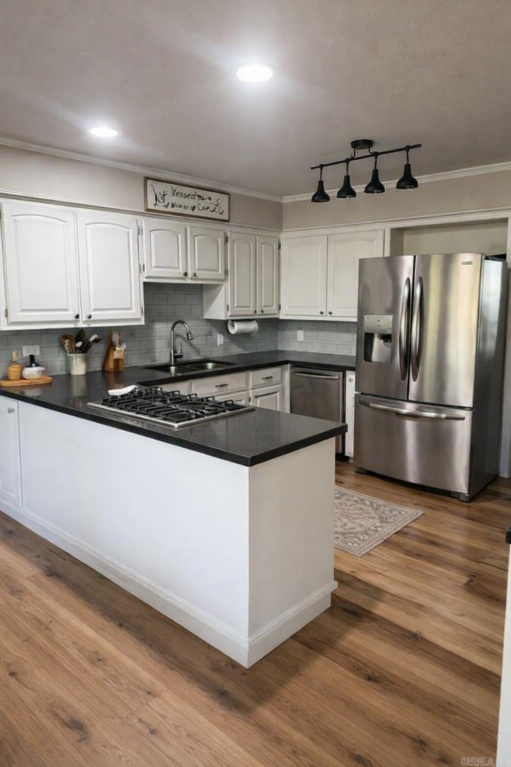 BIG PINE - Residential