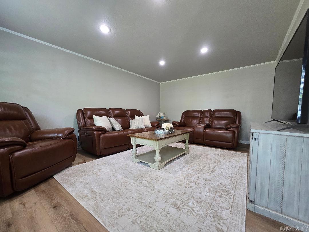 BIG PINE - Residential