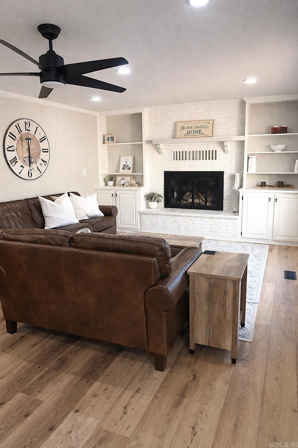 BIG PINE - Residential