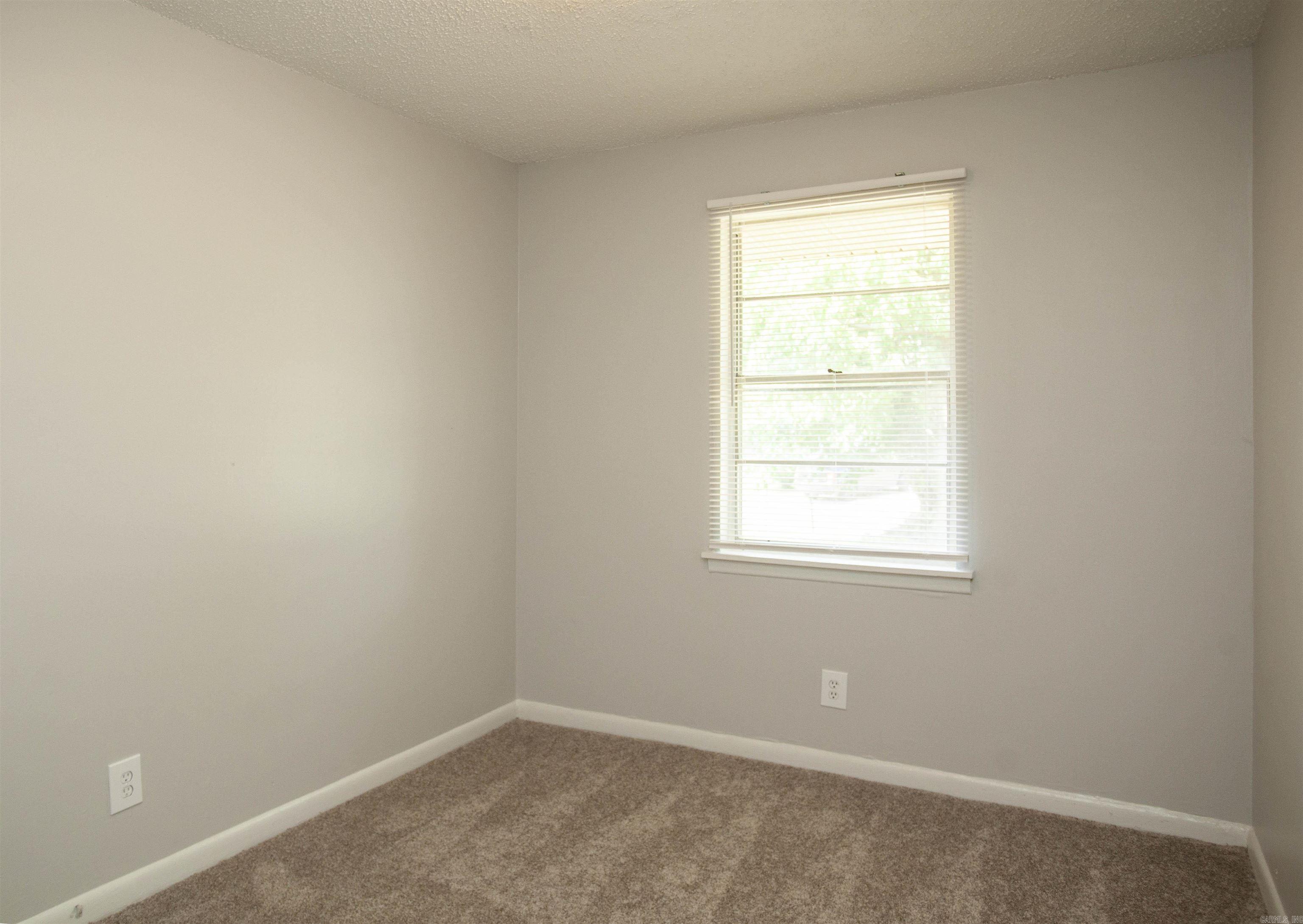 College - Residential Lease