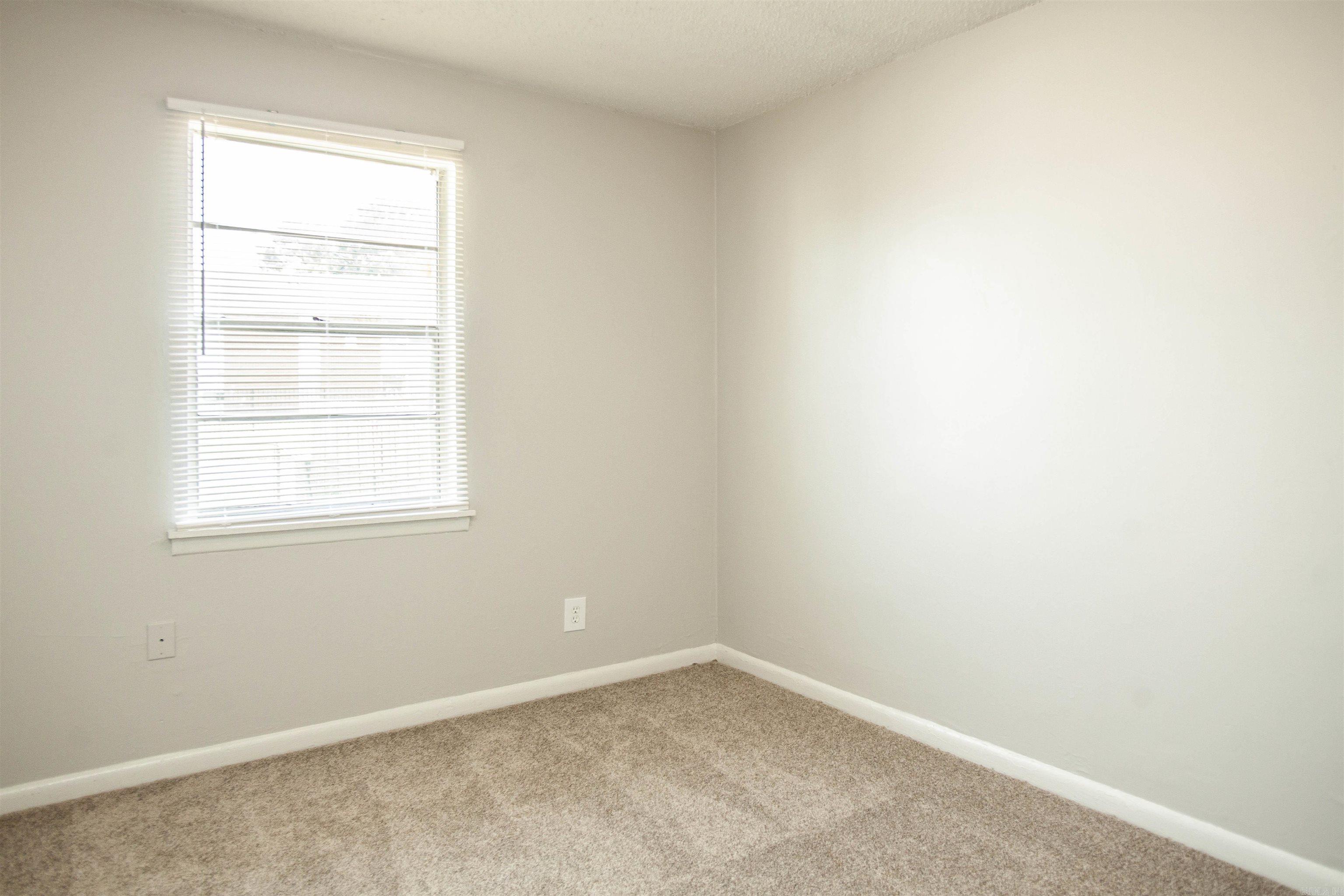 College - Residential Lease
