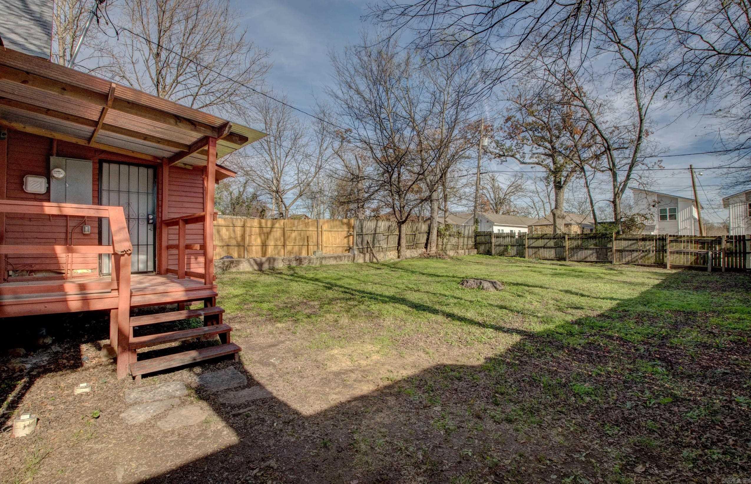 JONES & WORTHEN - Residential