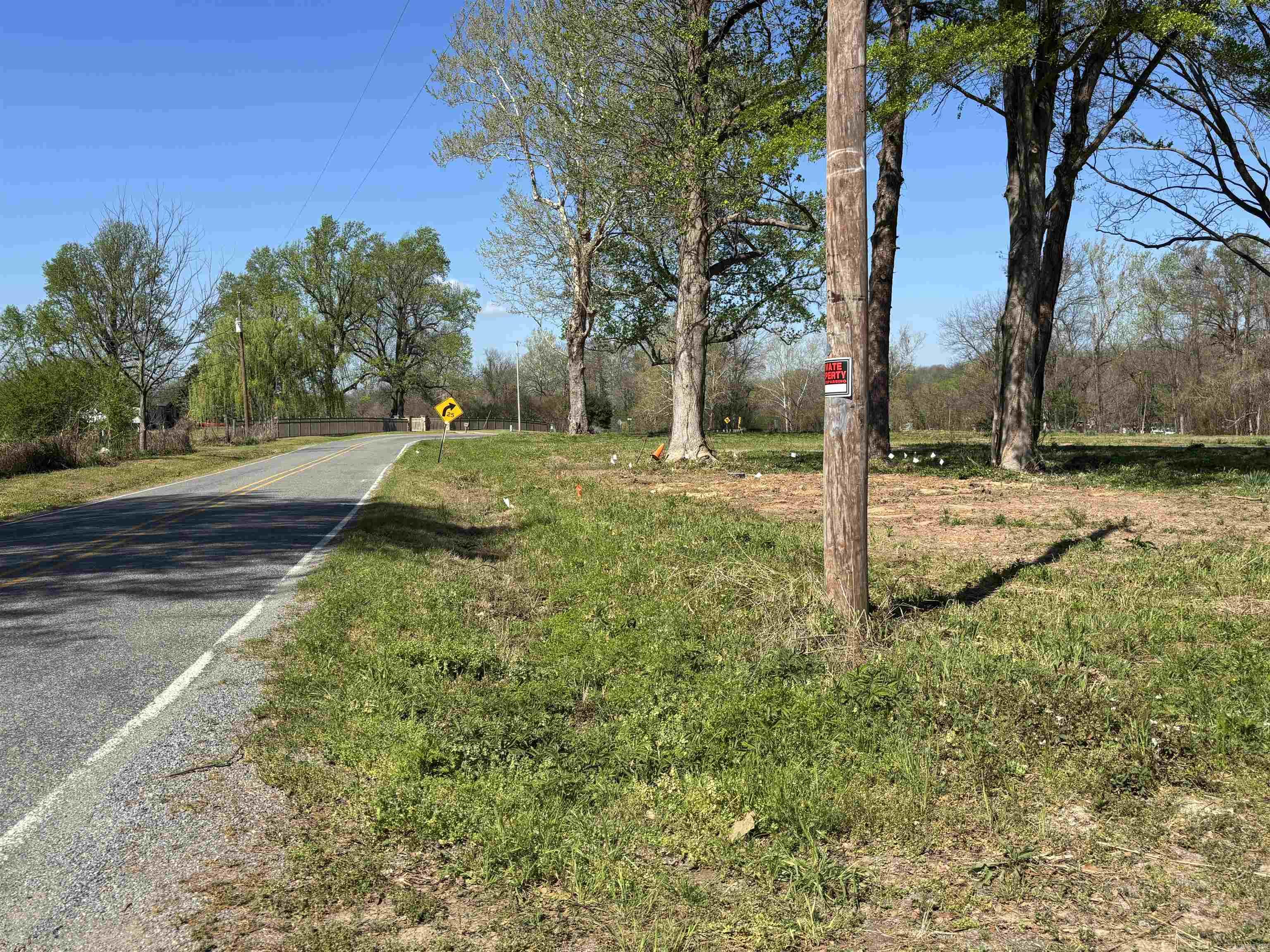 Metes & Bounds - Land