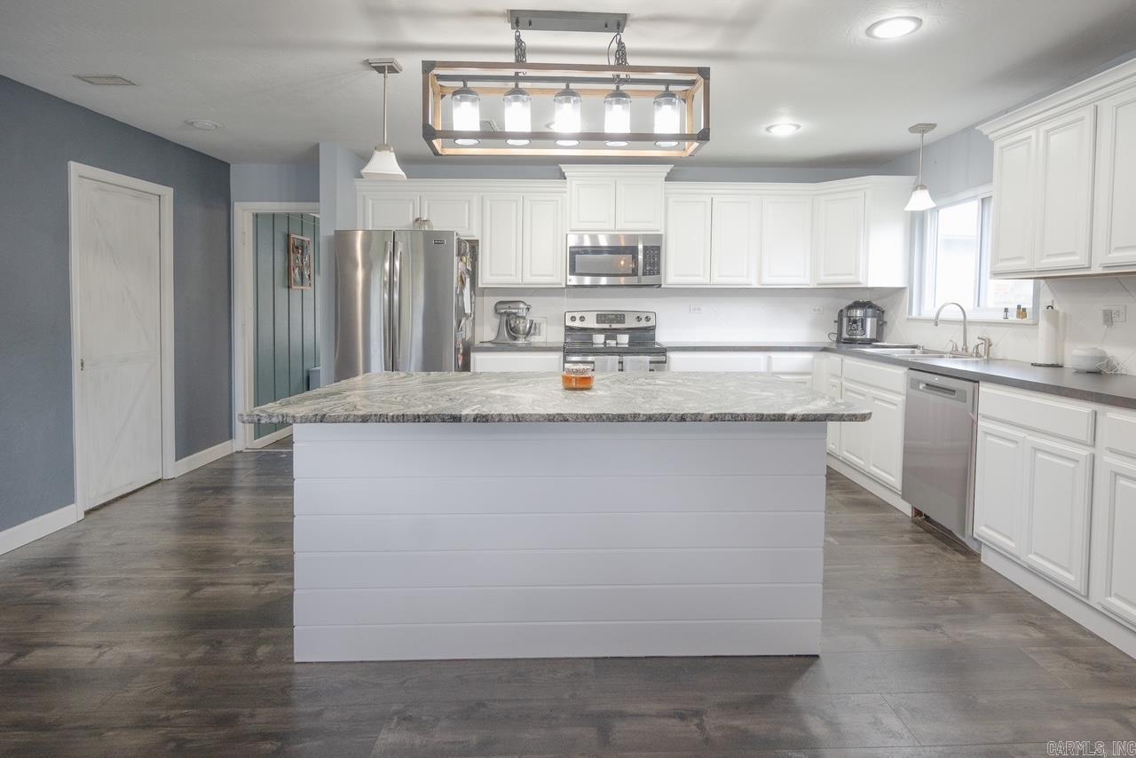 SPRING LAKE ESTATES - Residential