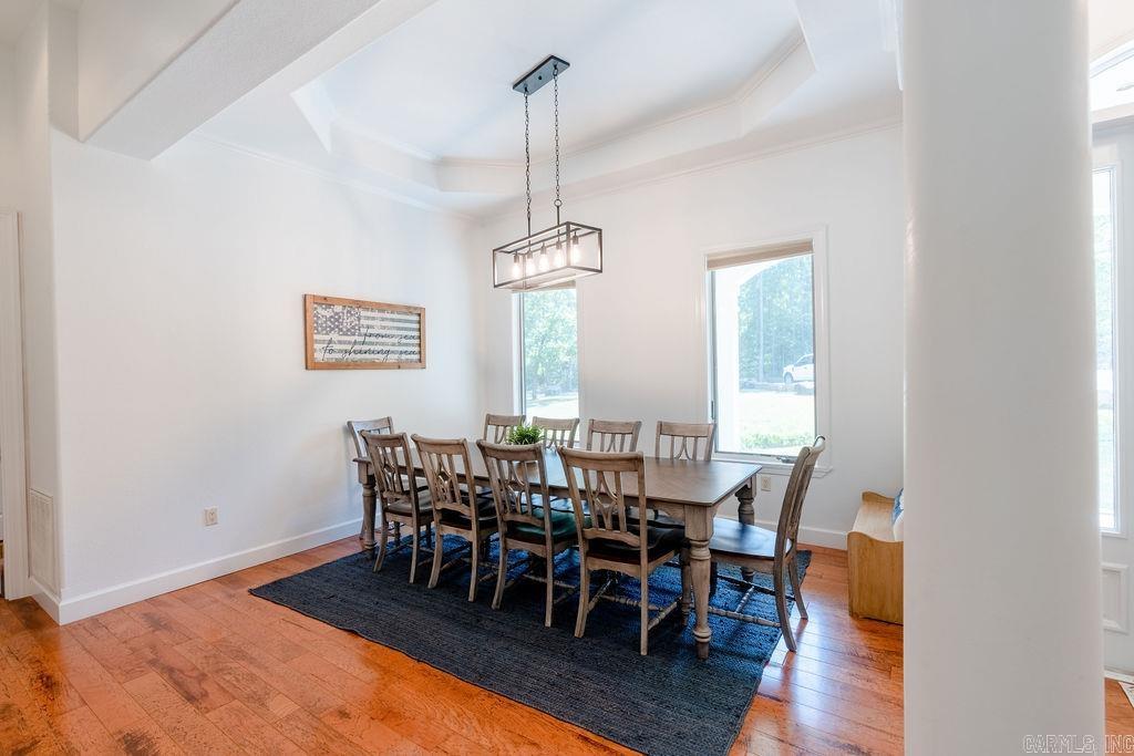 TWIN COVE ESTATES - LAKE - Residential