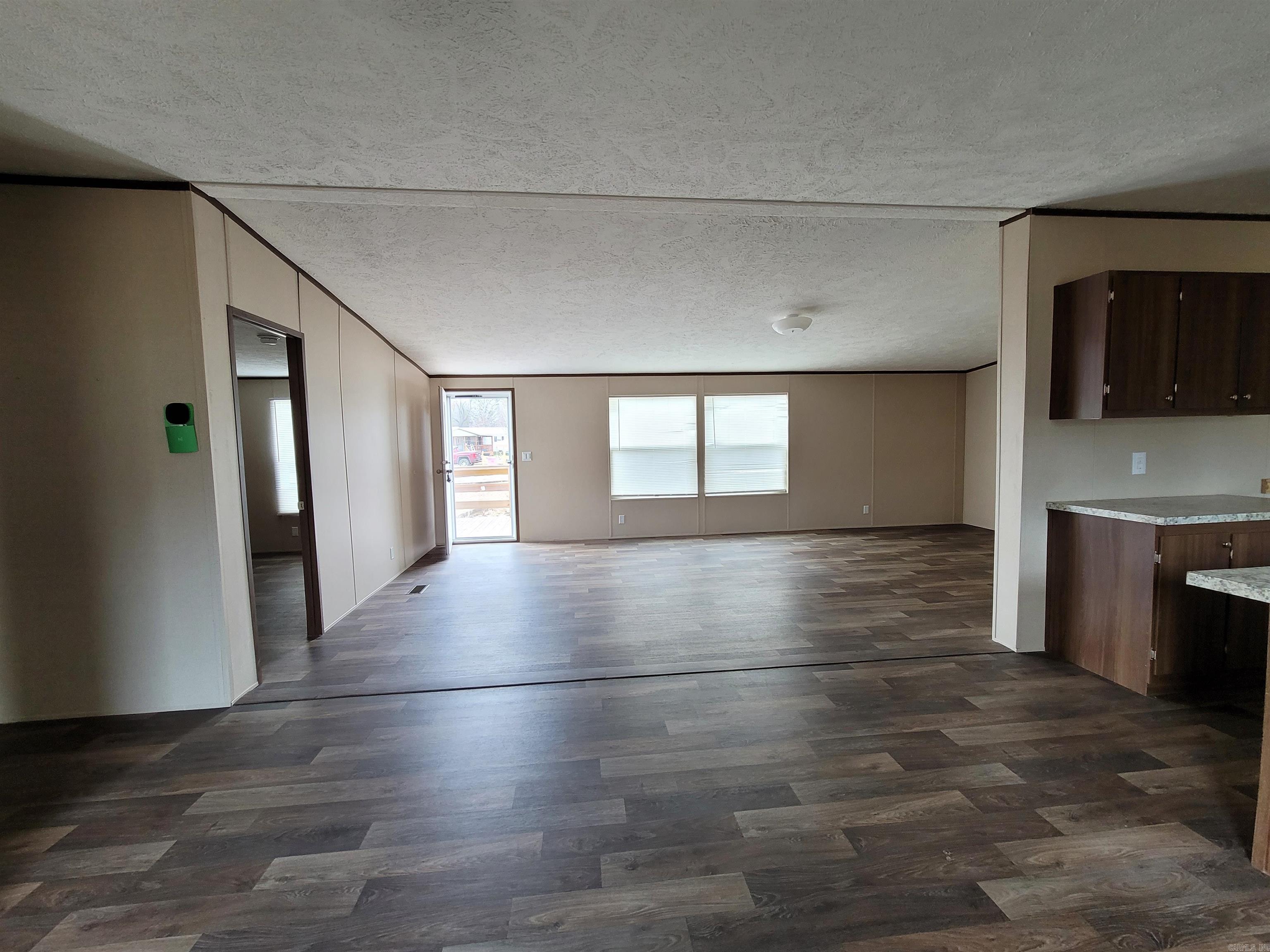 PINE MEADOWS - Residential