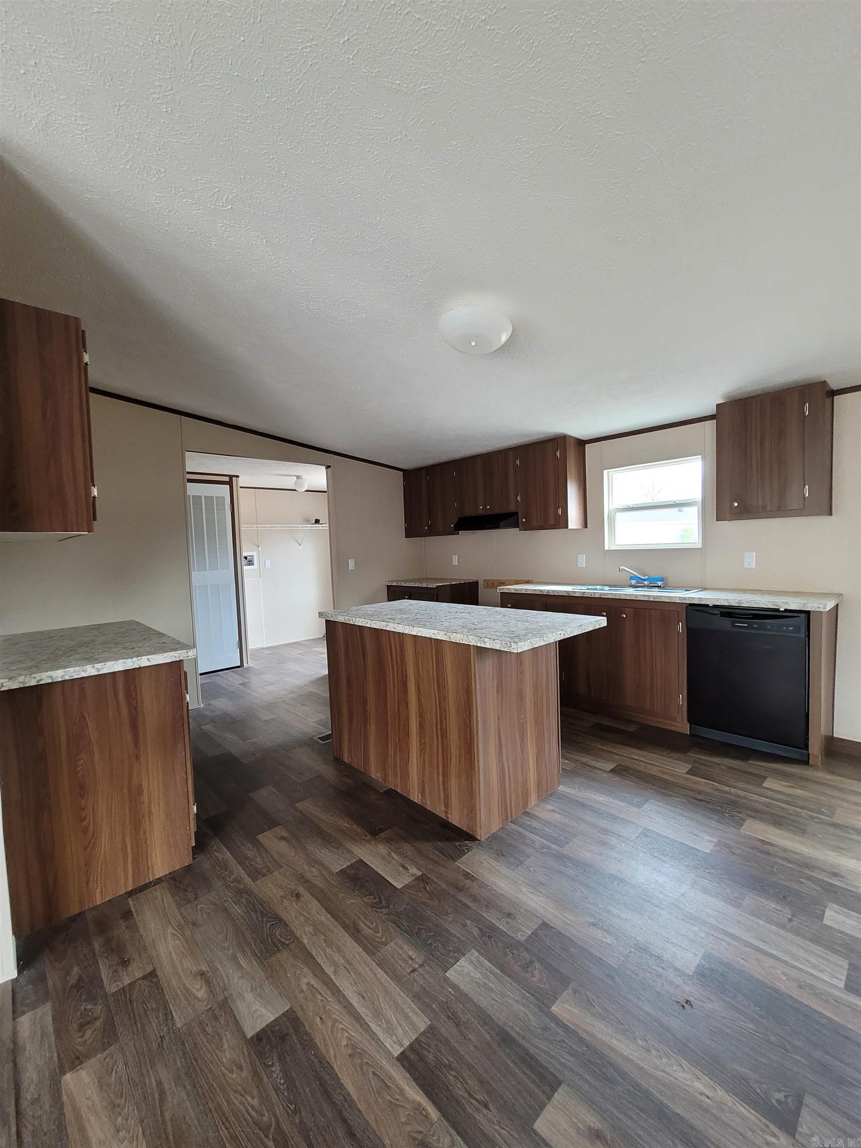 PINE MEADOWS - Residential