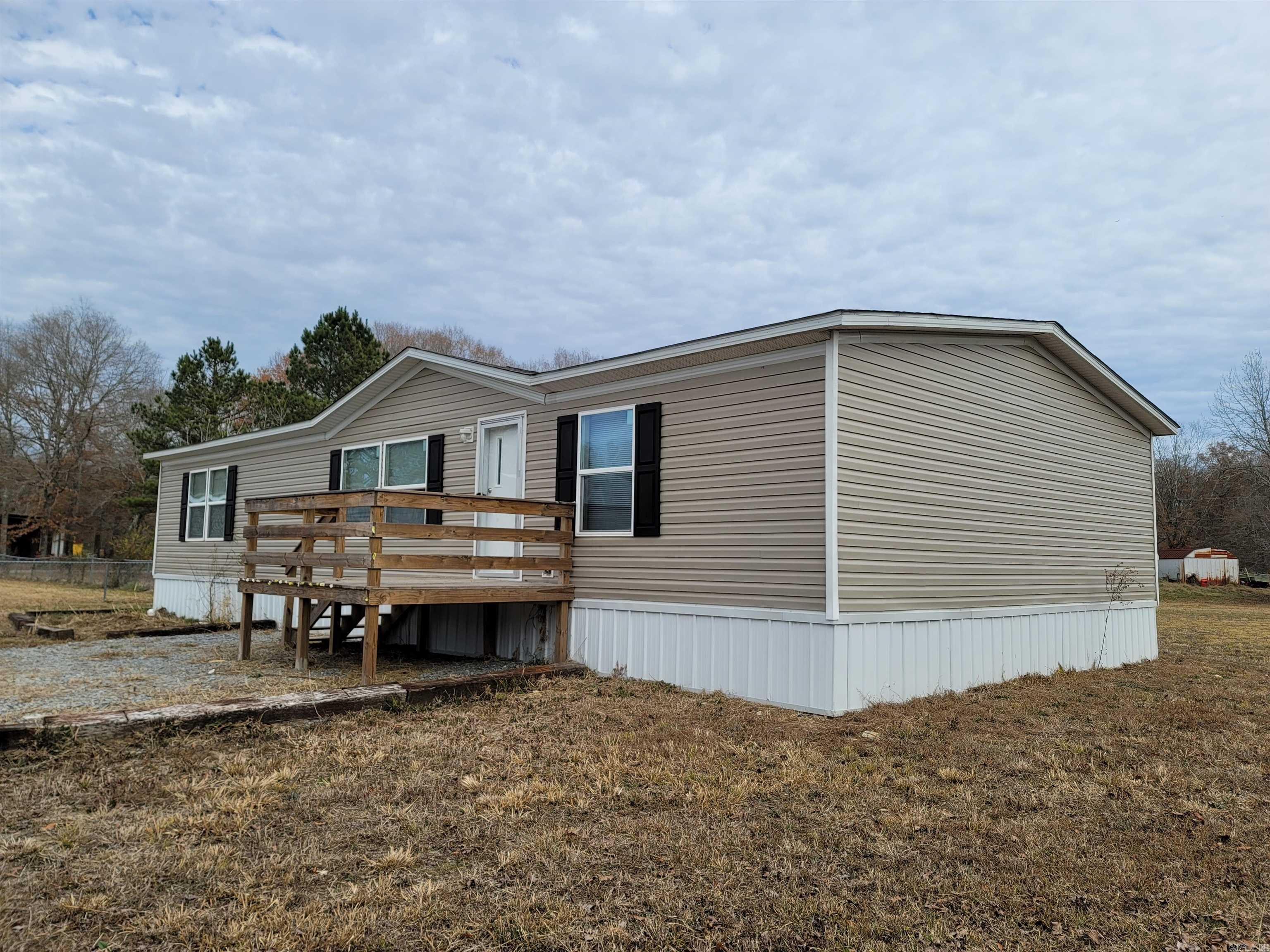 PINE MEADOWS - Residential