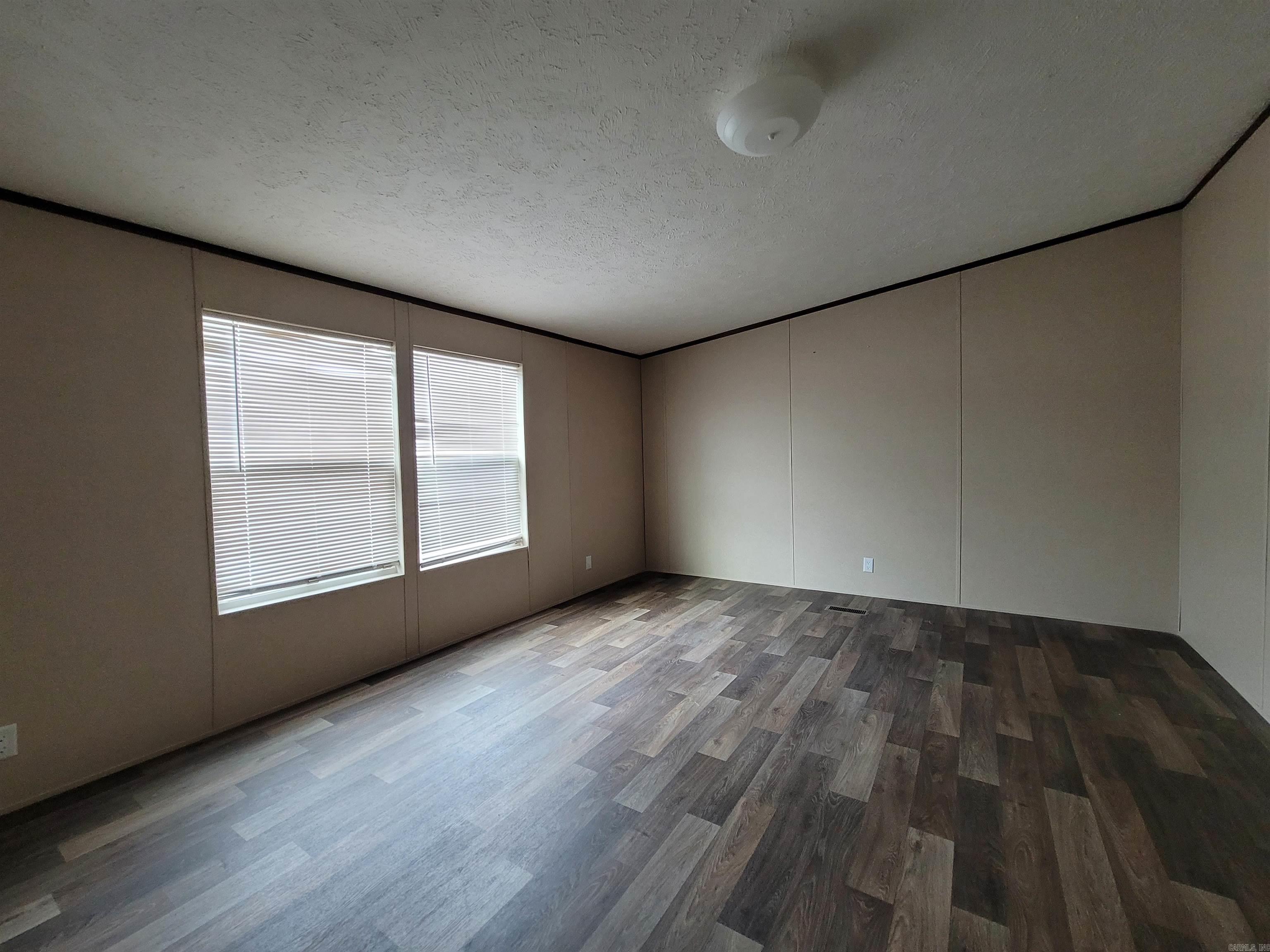 PINE MEADOWS - Residential