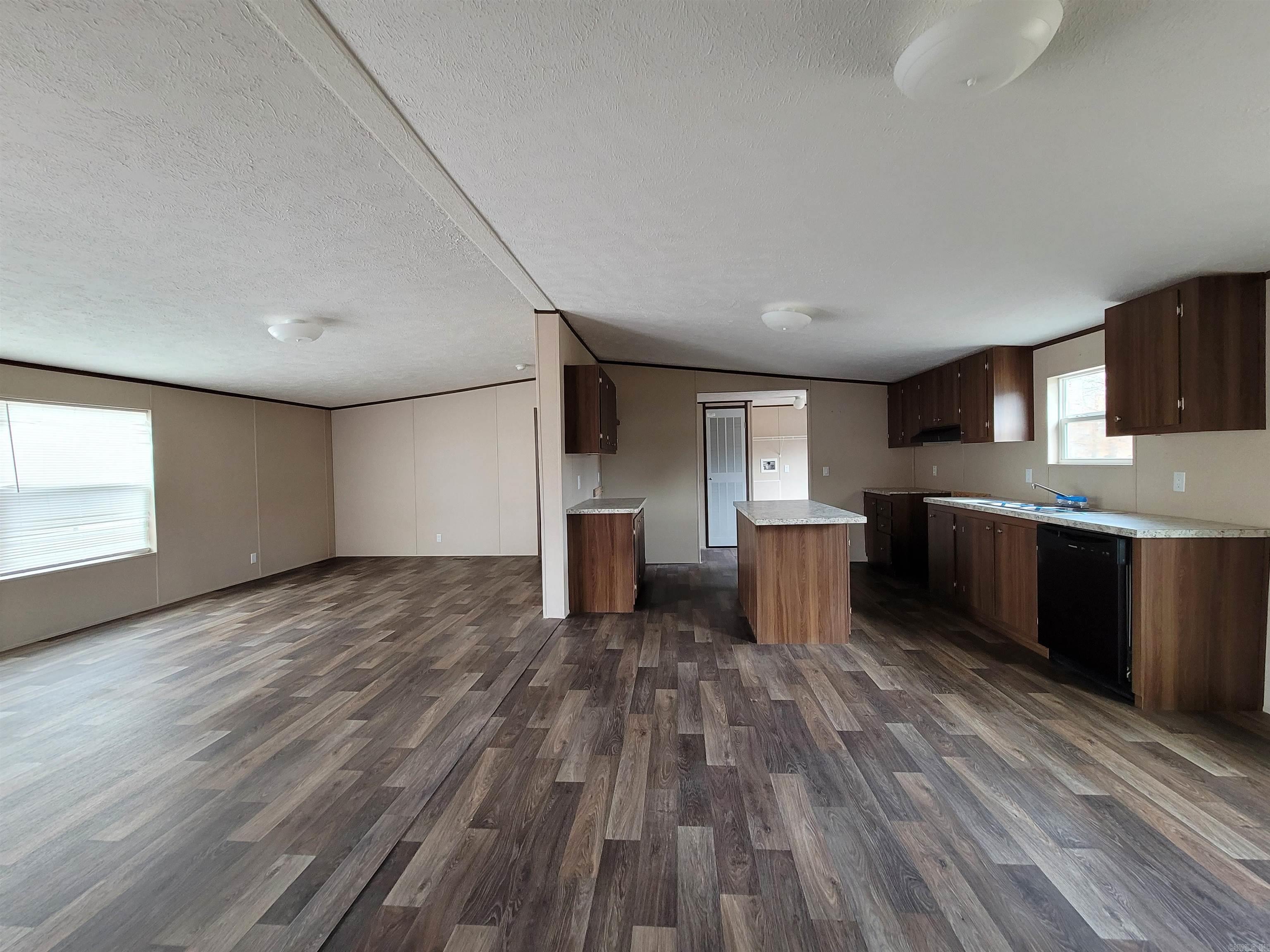 PINE MEADOWS - Residential