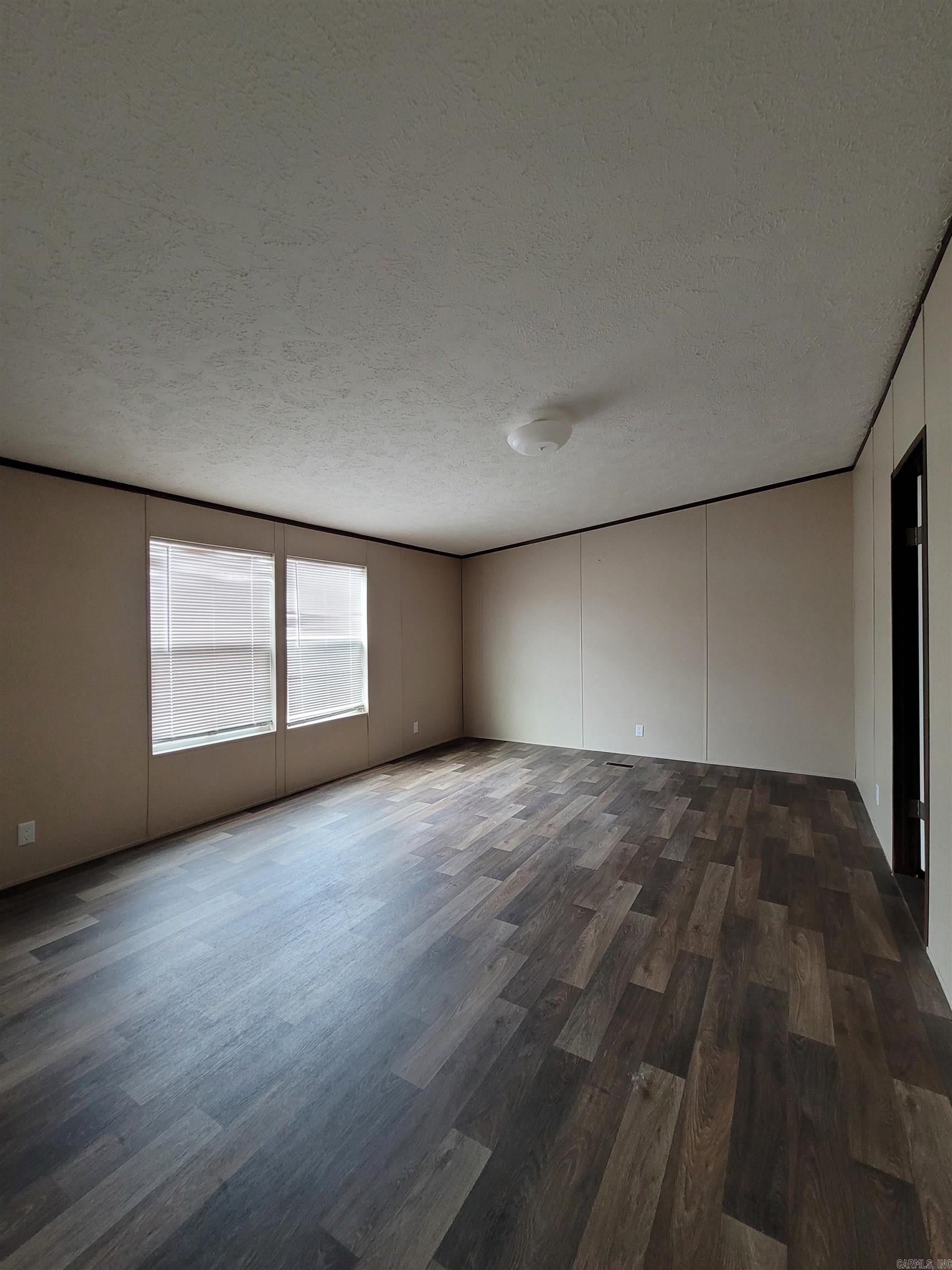 PINE MEADOWS - Residential