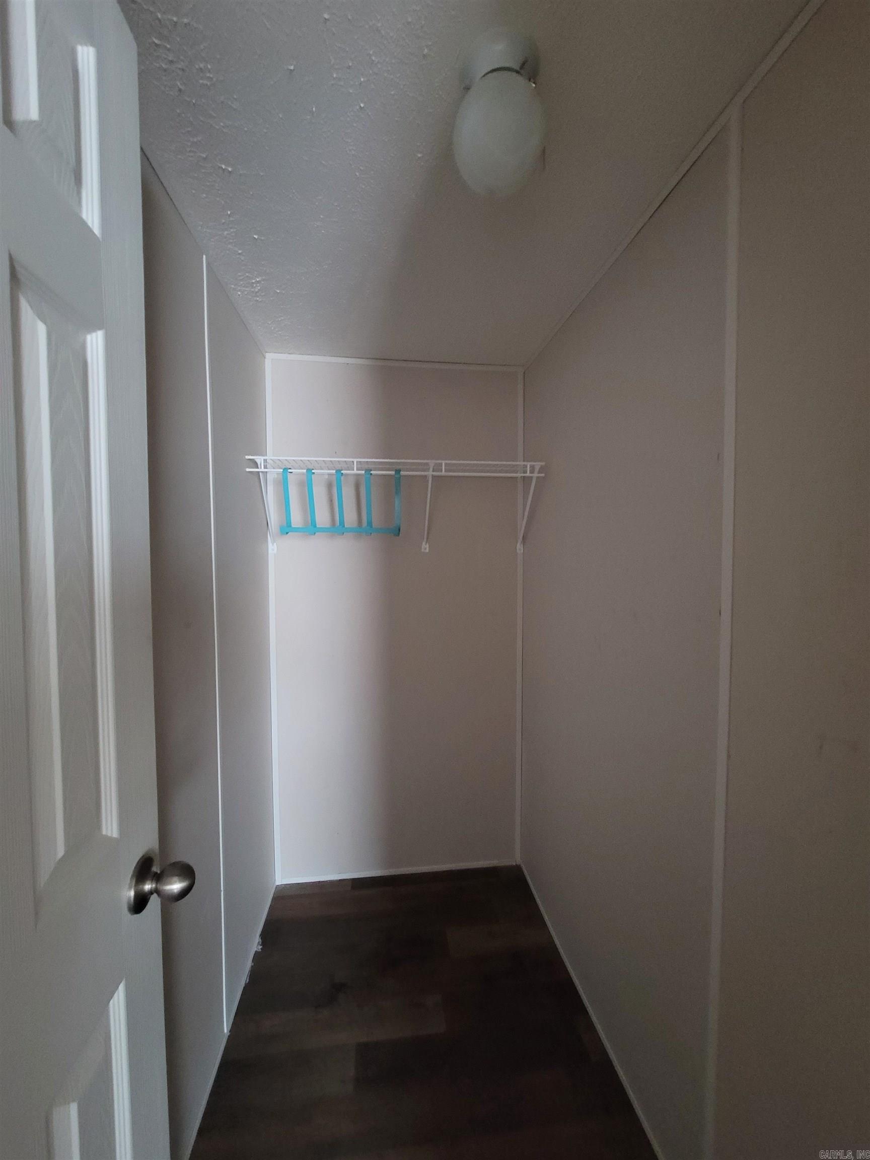 PINE MEADOWS - Residential