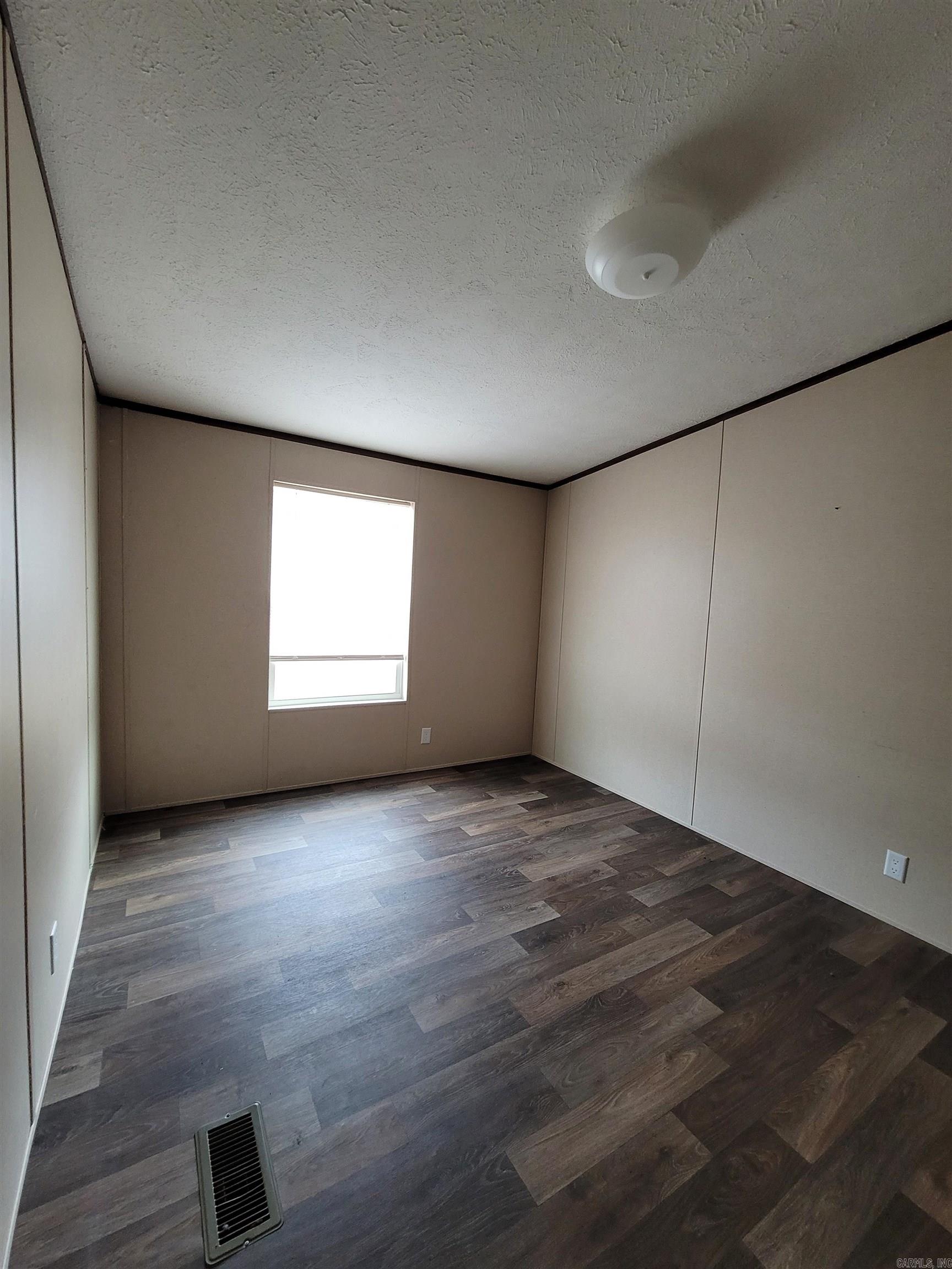 PINE MEADOWS - Residential