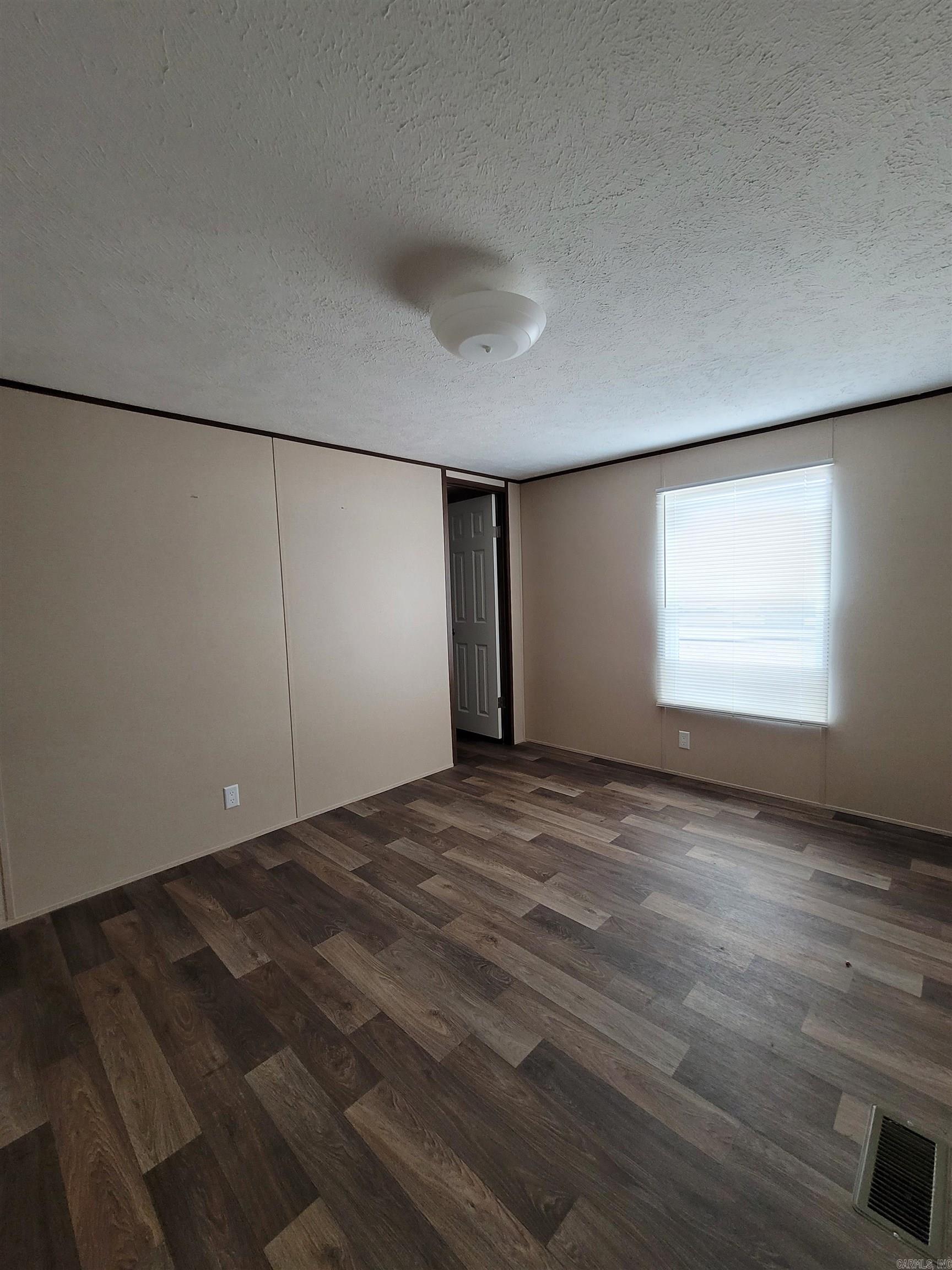 PINE MEADOWS - Residential