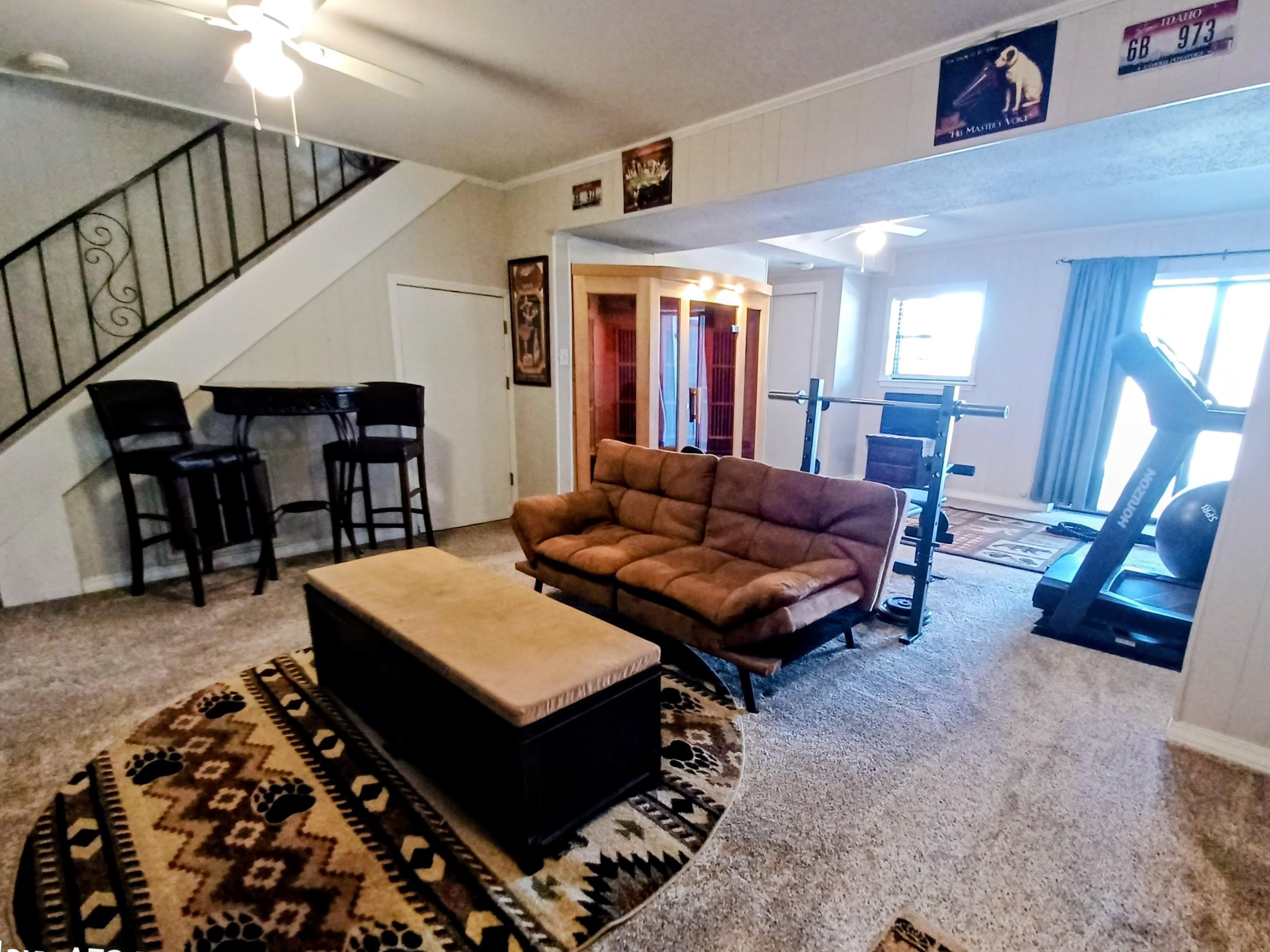 PIONEER PARK - Residential