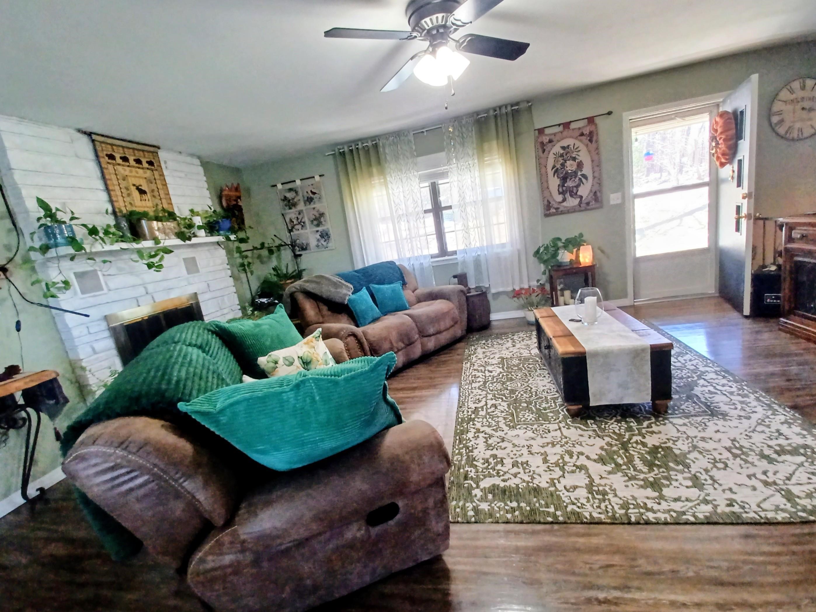 PIONEER PARK - Residential