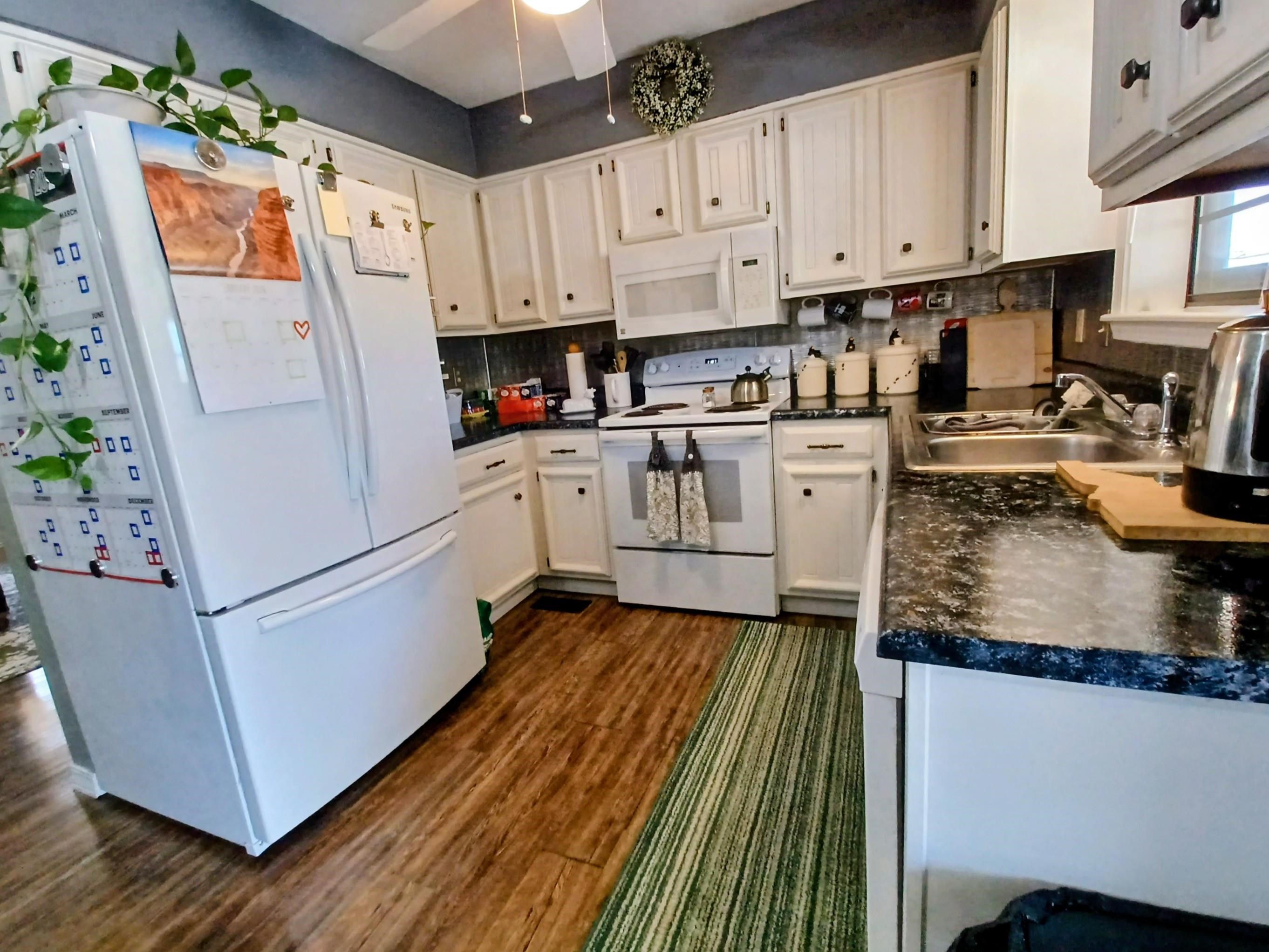 PIONEER PARK - Residential