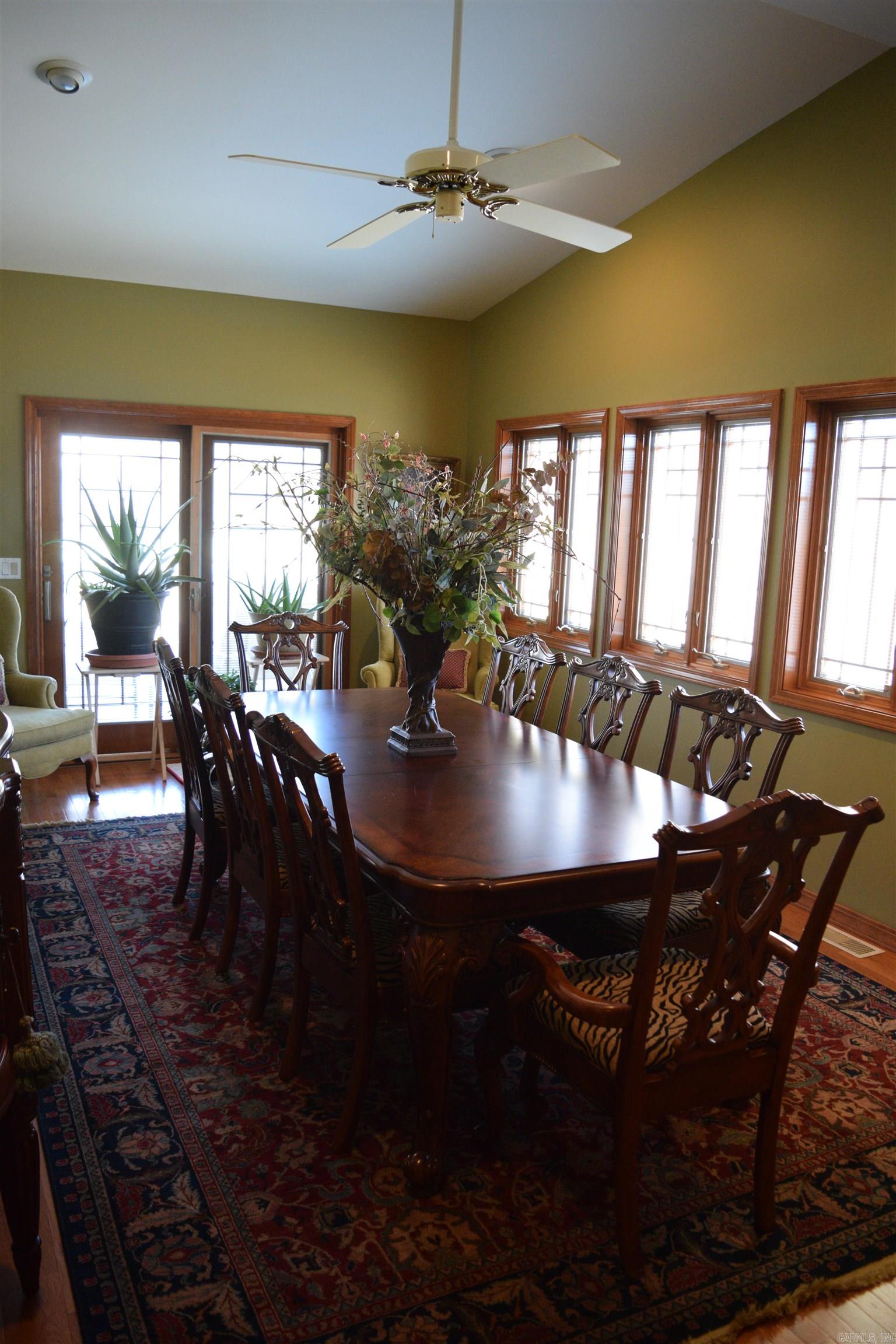 Country Club Ridge Town - Residential