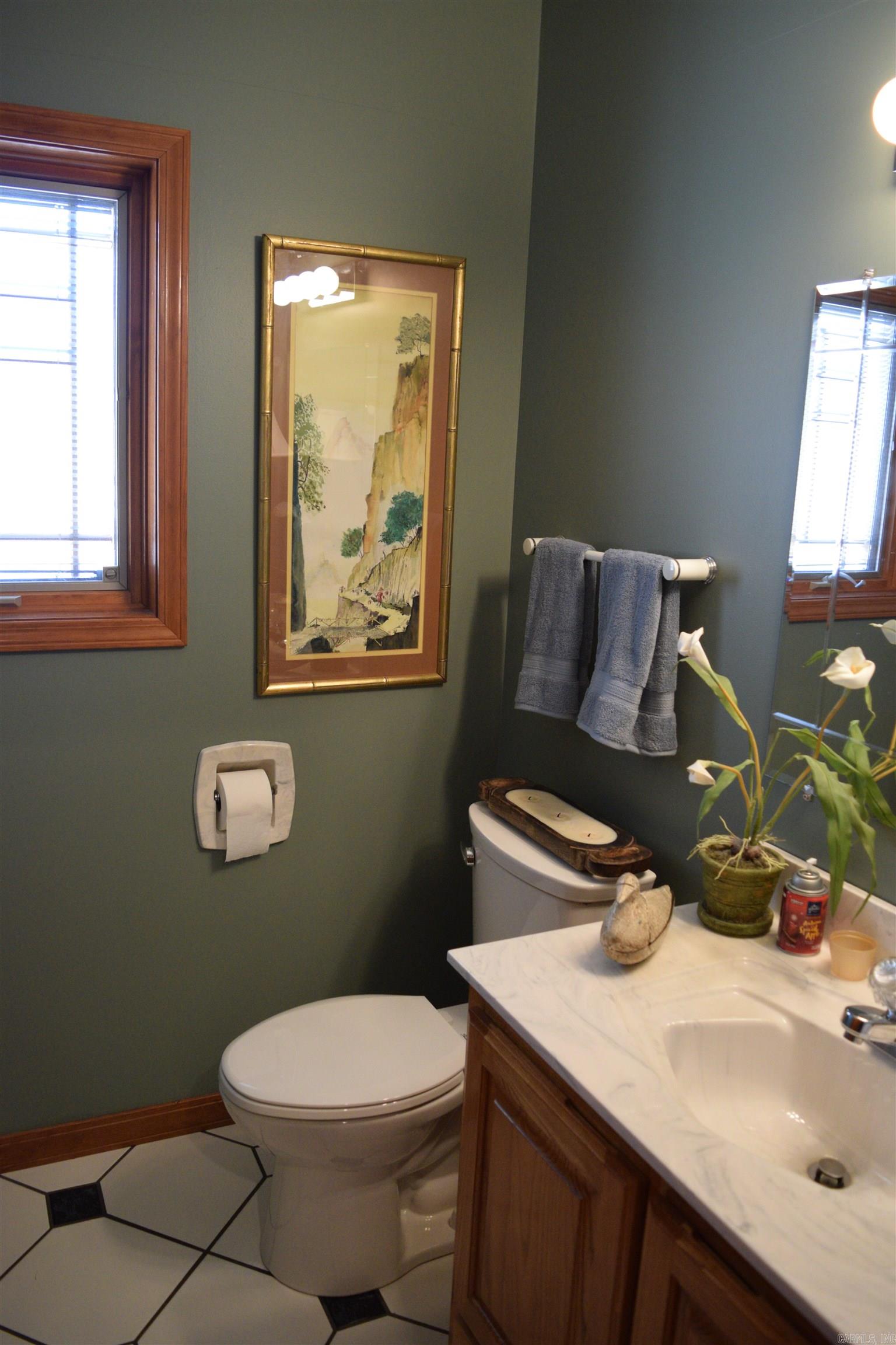 Country Club Ridge Town - Residential