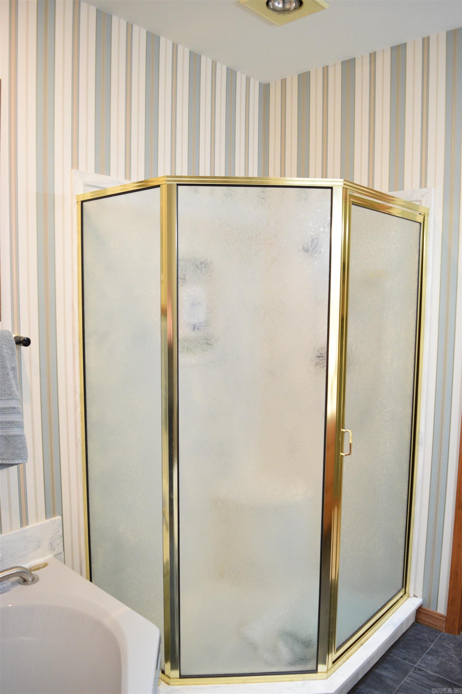 Country Club Ridge Town - Residential