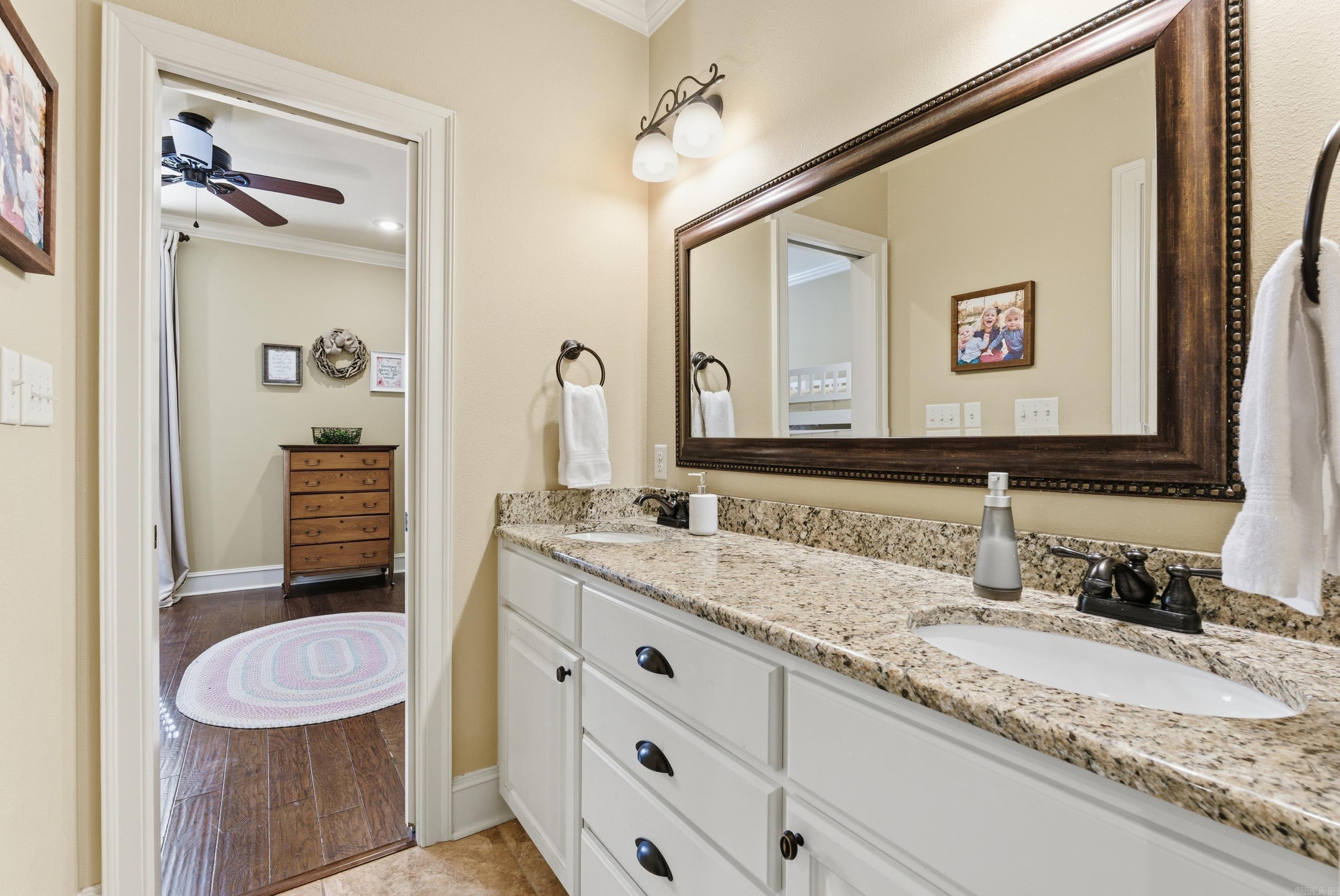 WEATHERSTONE - Residential