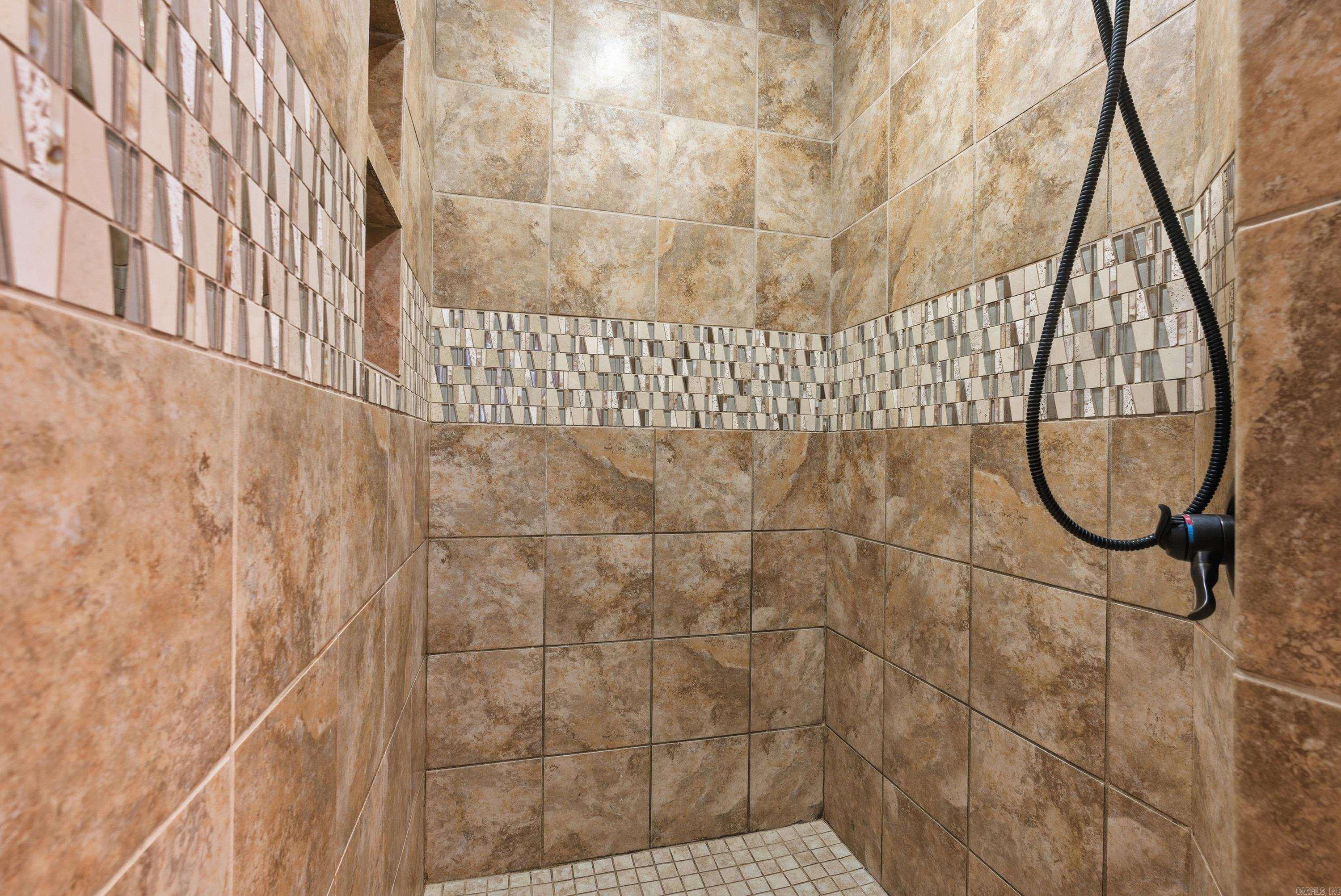 WEATHERSTONE - Residential