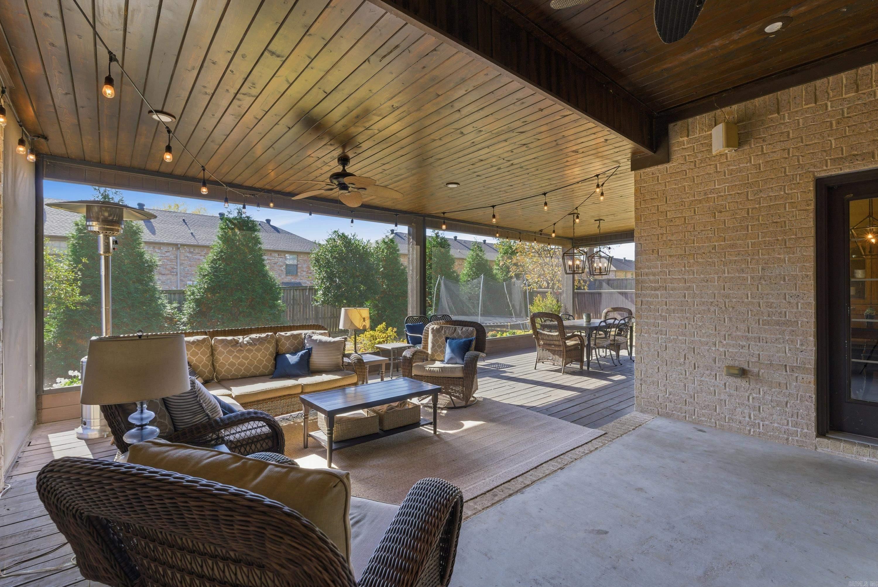 WEATHERSTONE - Residential