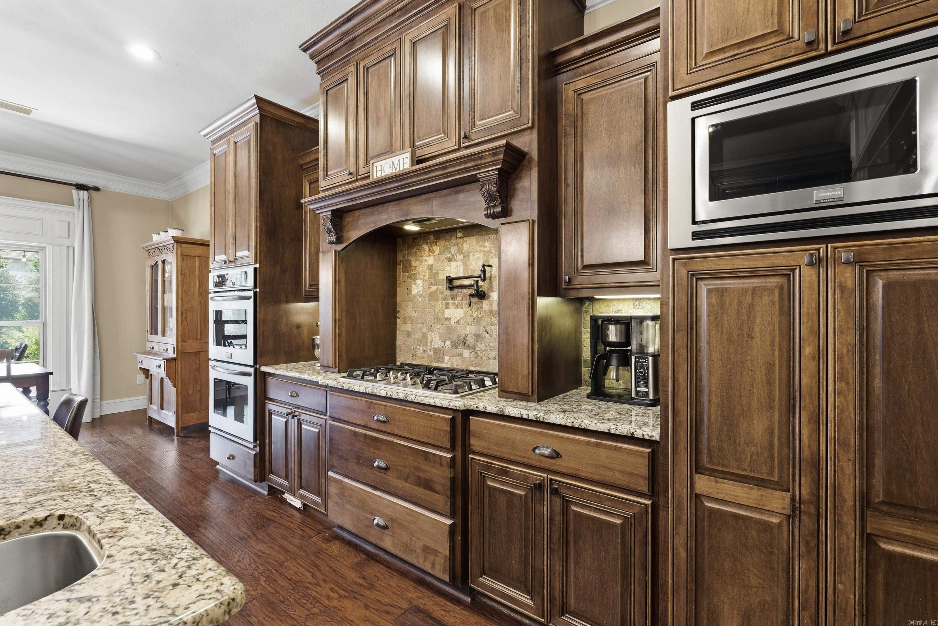 WEATHERSTONE - Residential