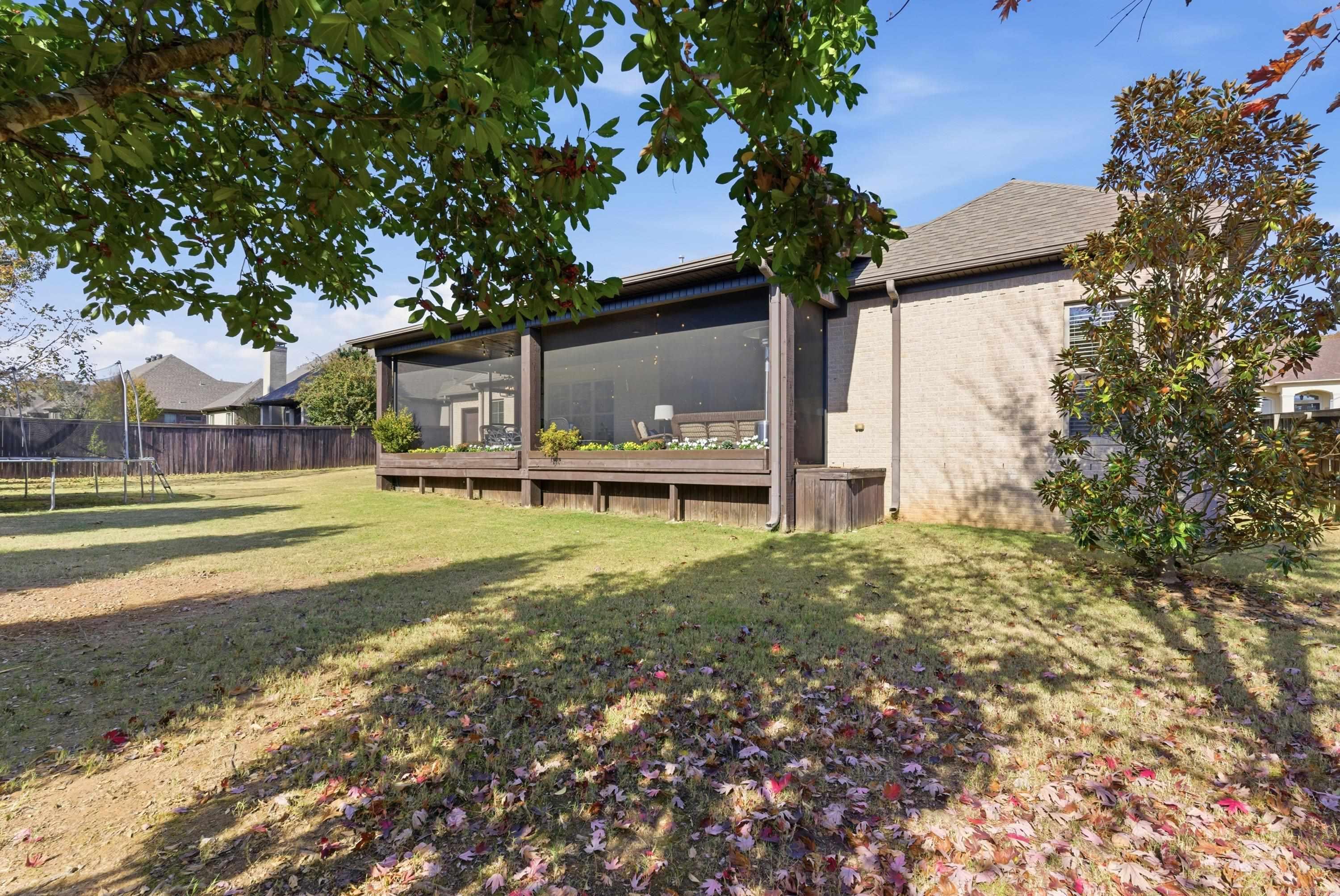 WEATHERSTONE - Residential