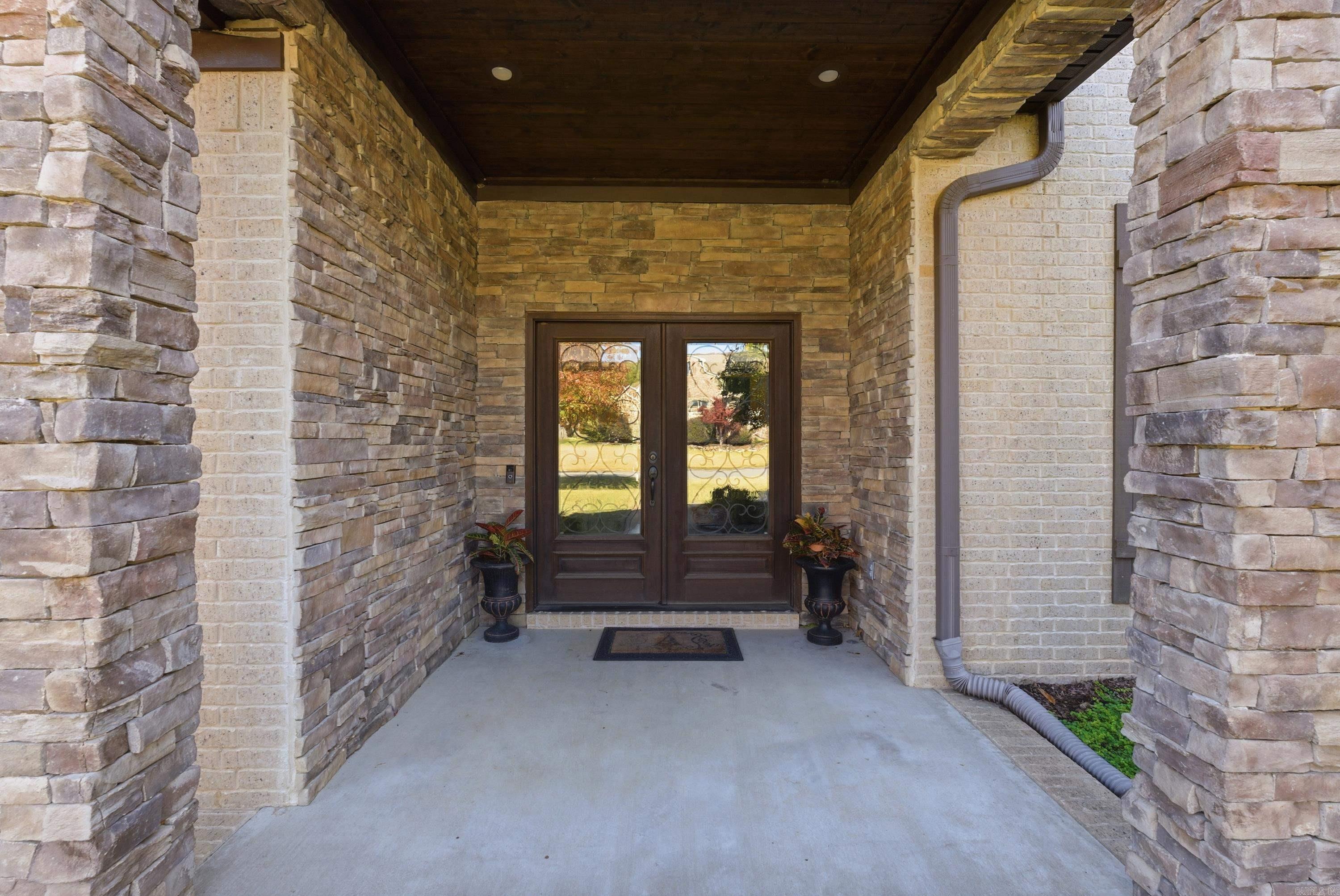 WEATHERSTONE - Residential