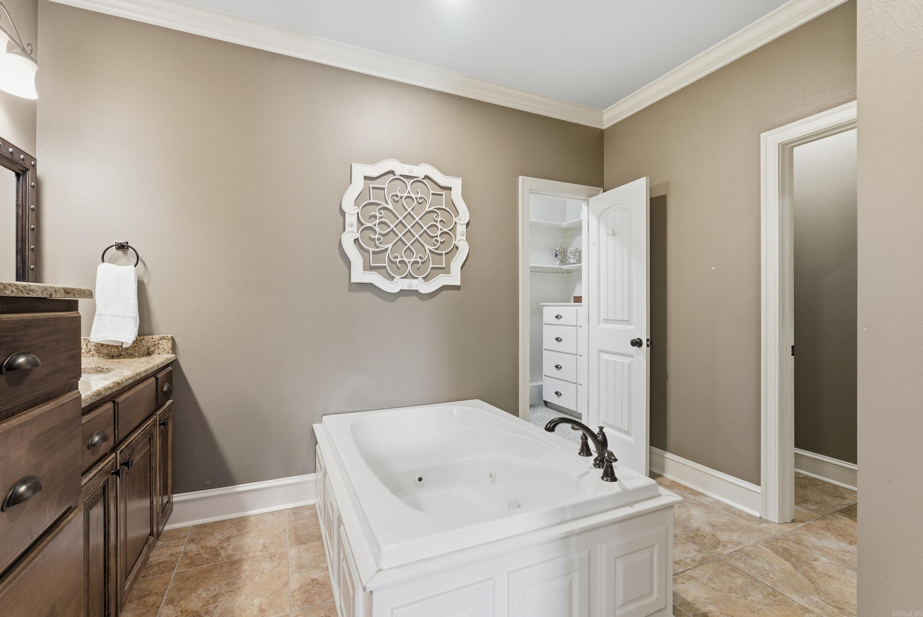 WEATHERSTONE - Residential