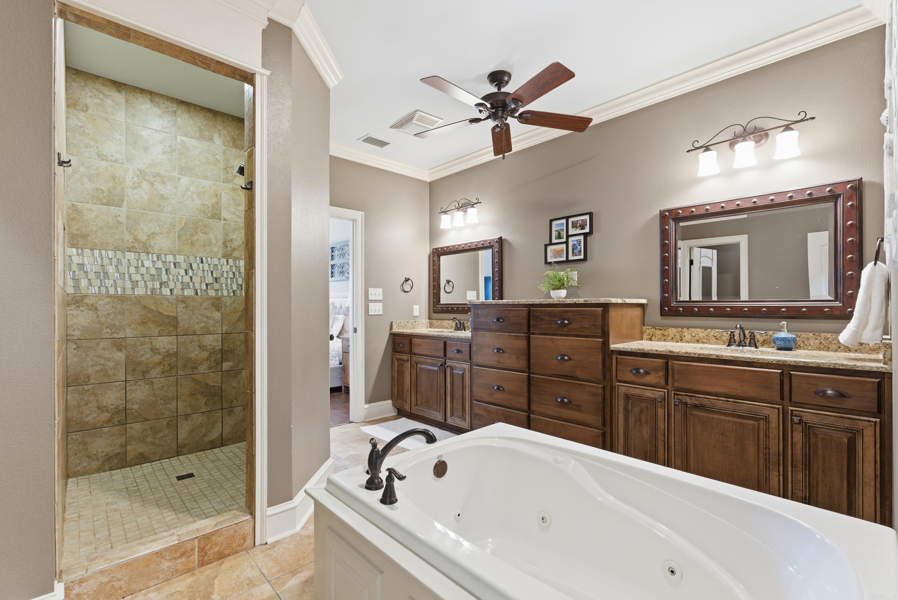 WEATHERSTONE - Residential