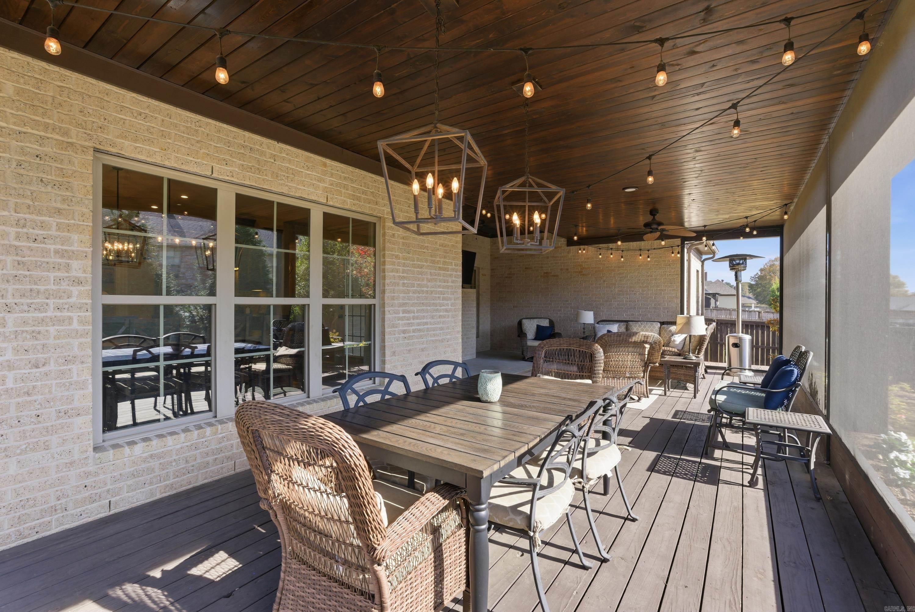 WEATHERSTONE - Residential