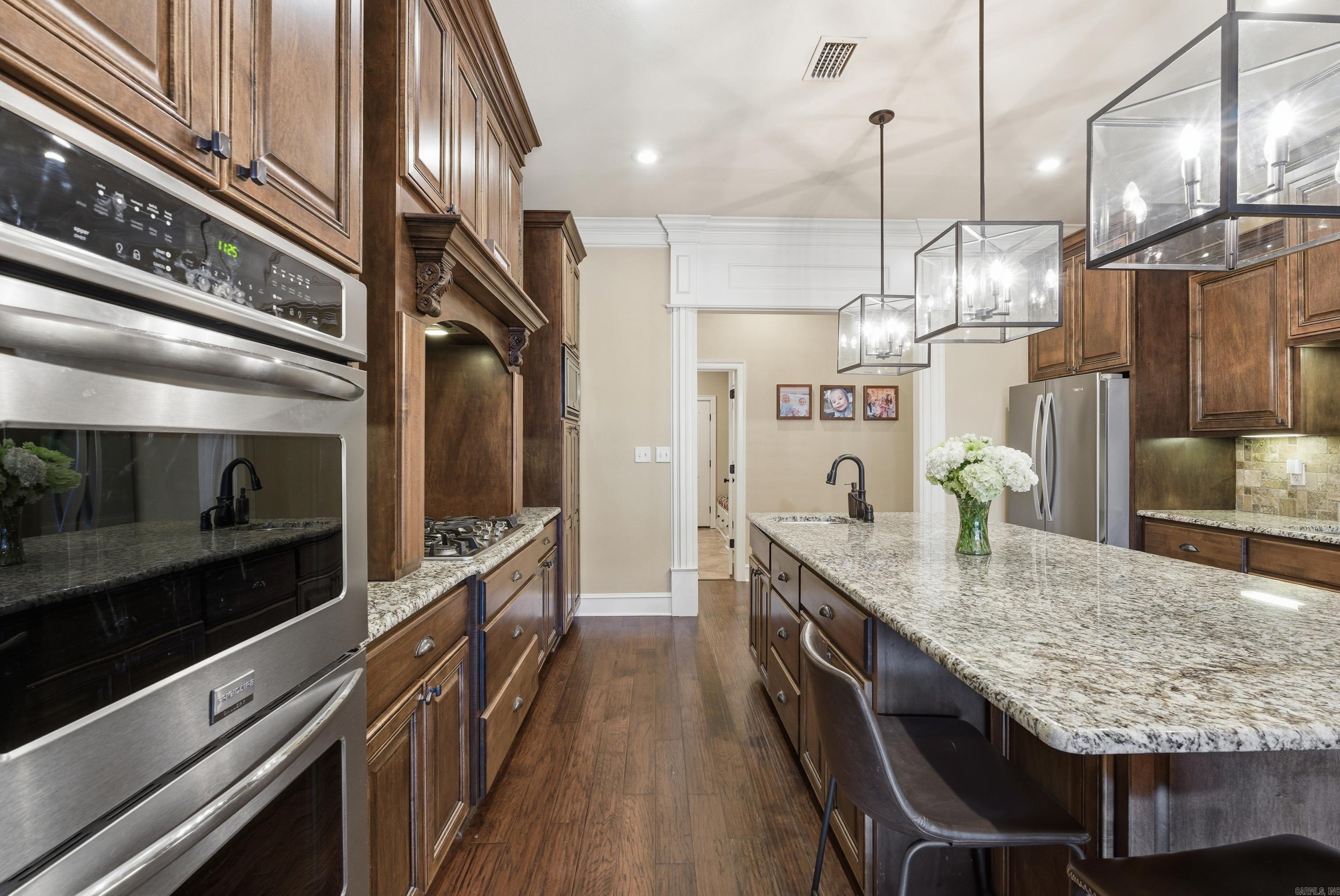 WEATHERSTONE - Residential