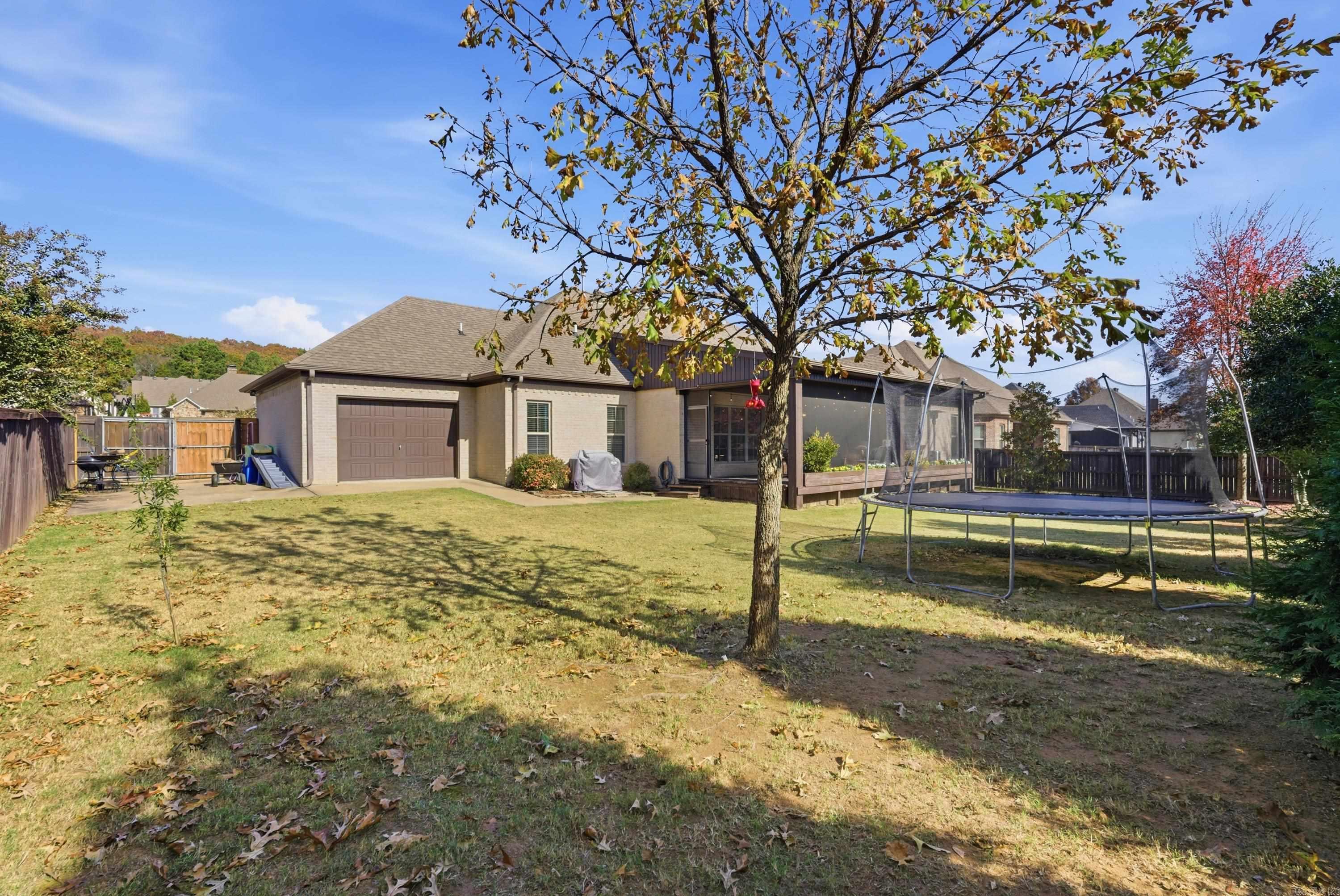 WEATHERSTONE - Residential