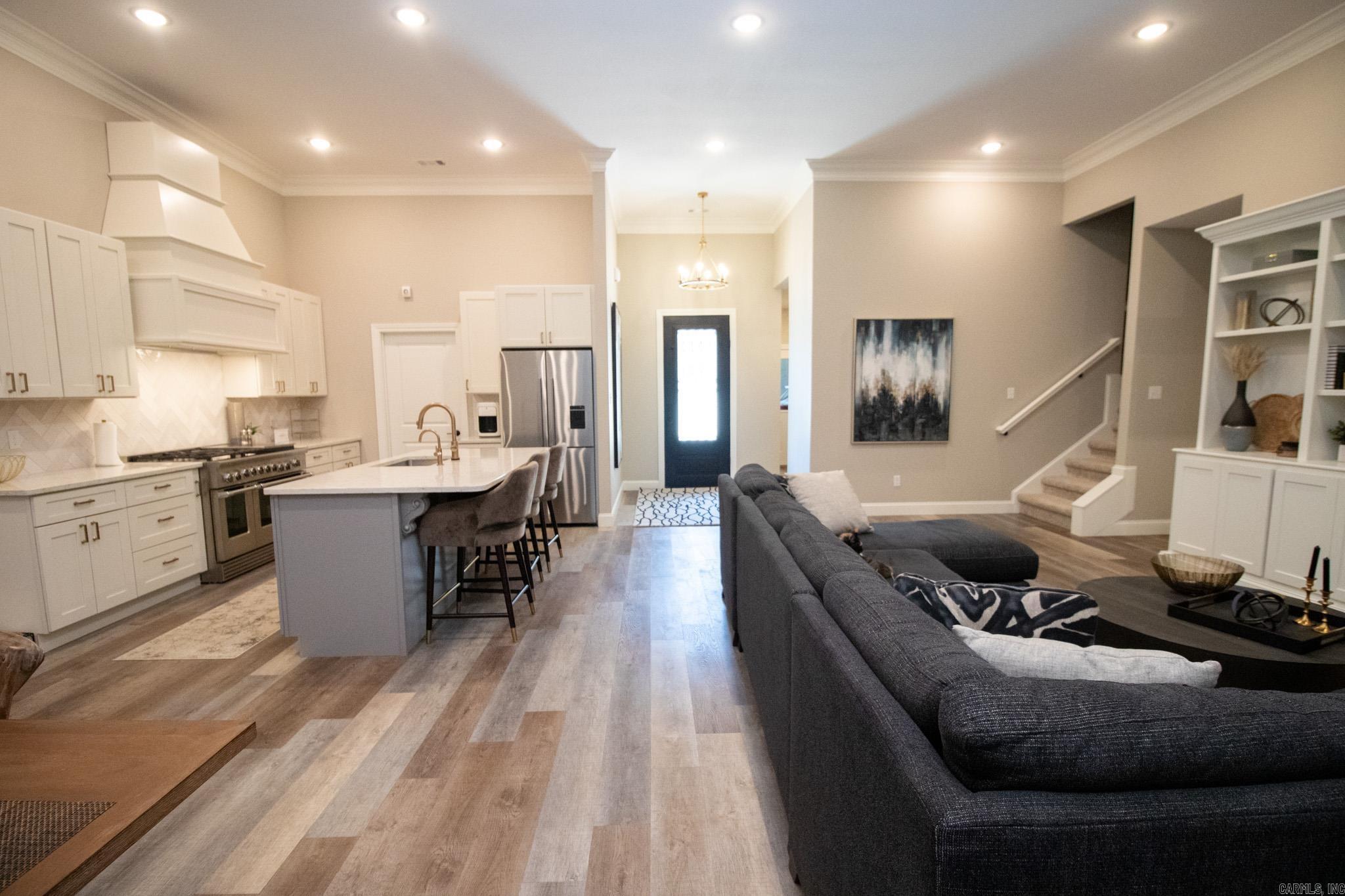 SLOAN LAKE ESTATES - Residential