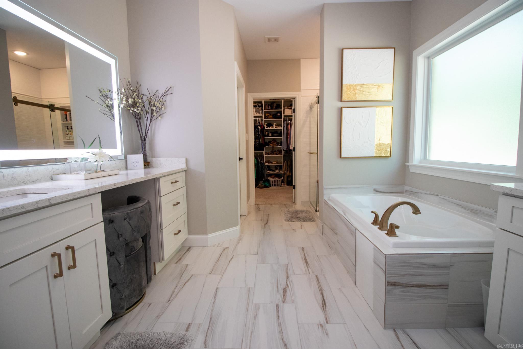 SLOAN LAKE ESTATES - Residential