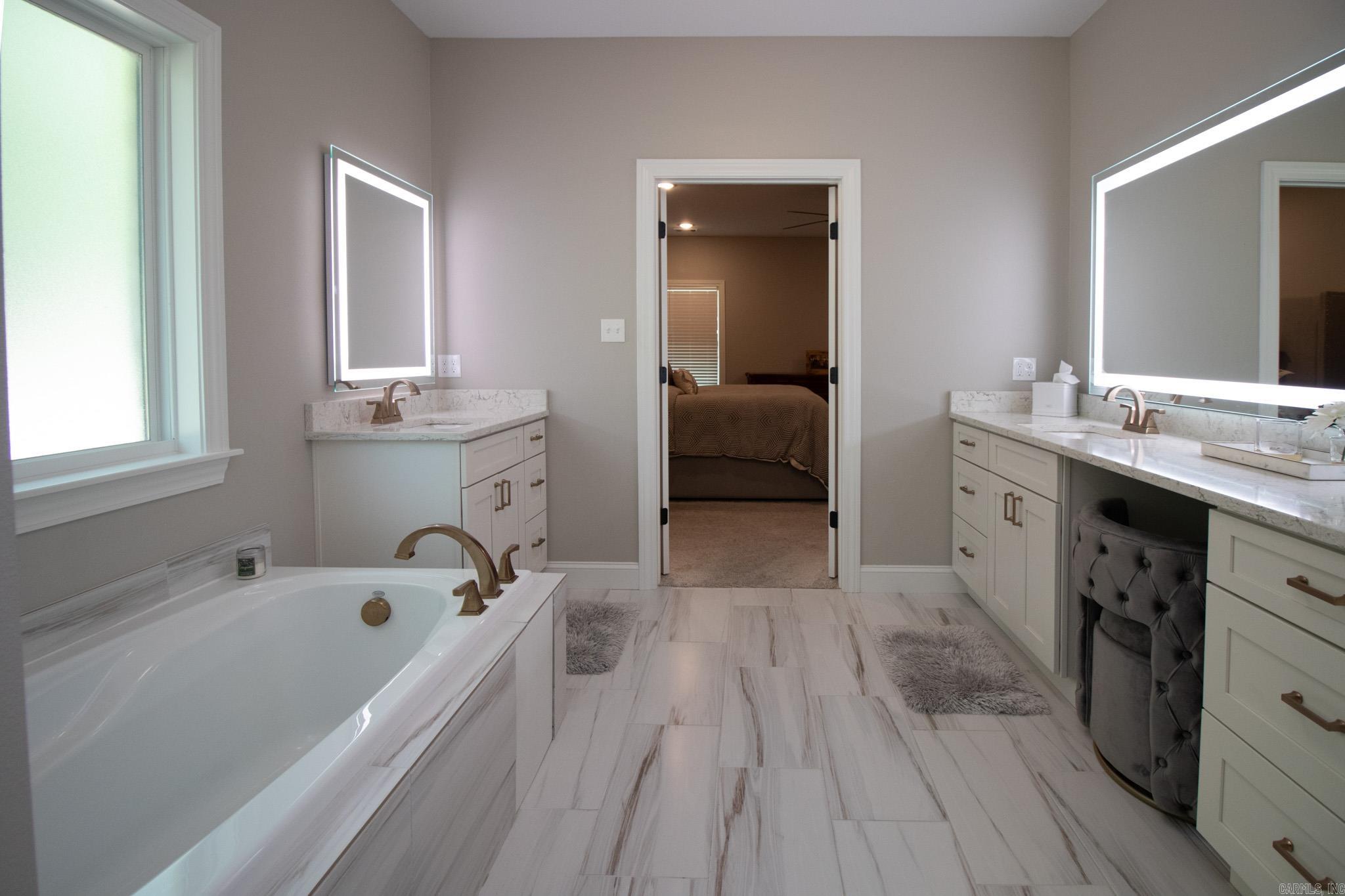 SLOAN LAKE ESTATES - Residential