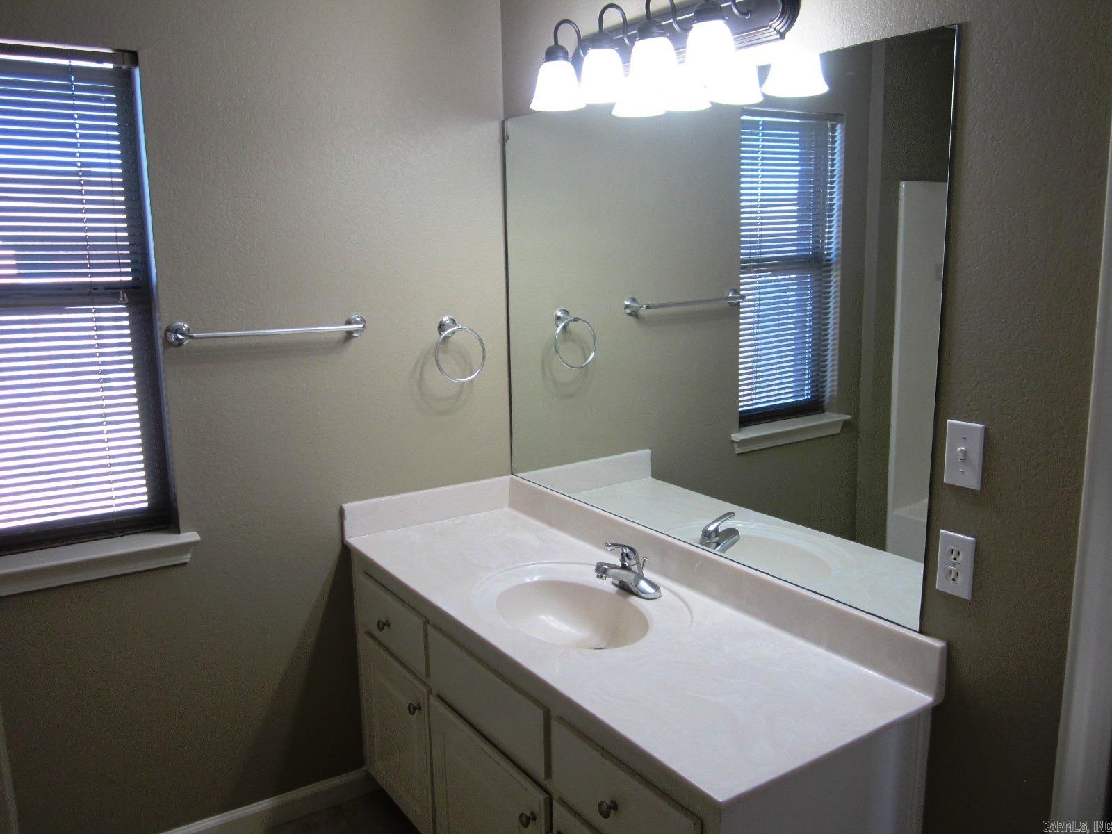 STONEHENGE PLACE - Residential