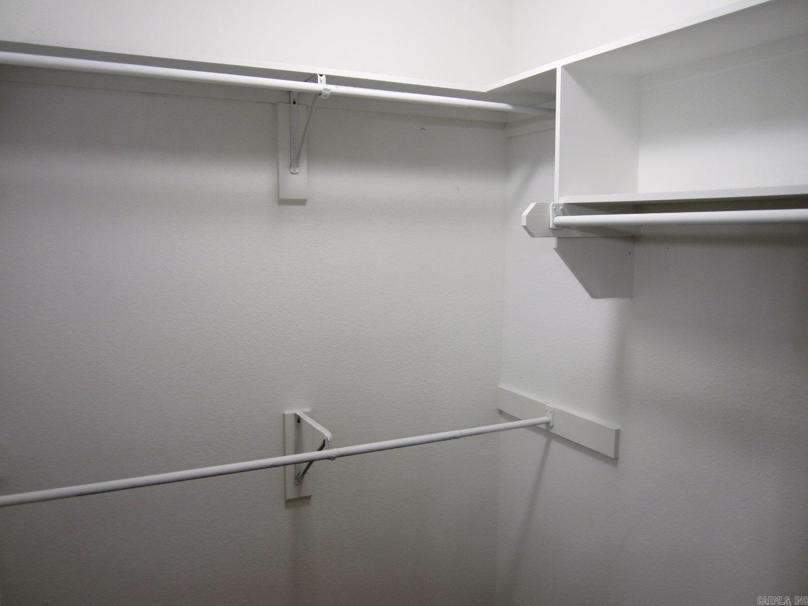 STONEHENGE PLACE - Residential