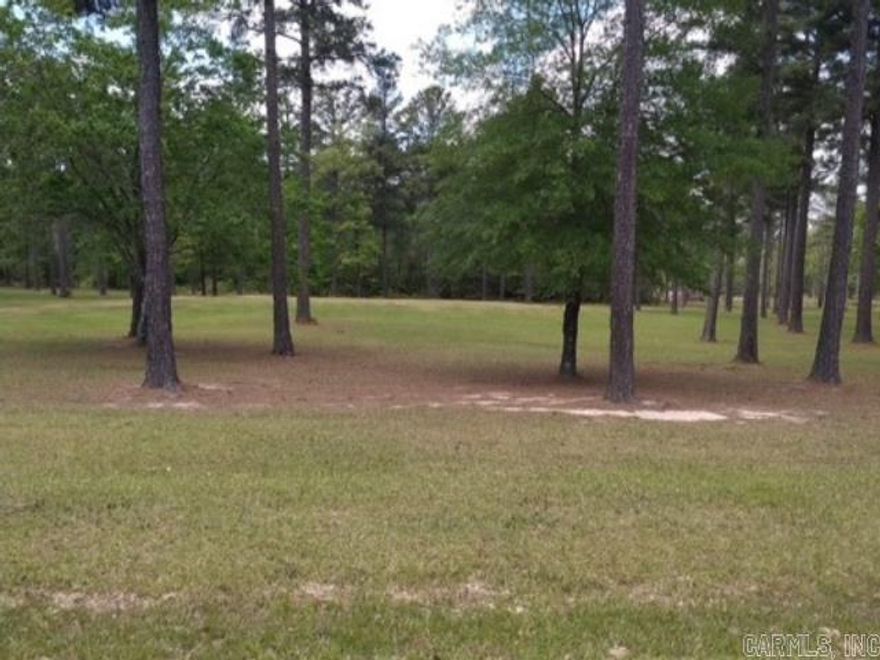 Need a beautiful location to build your dream home? Lot 24 in South Hampton Estates is ready and waiting. Improvements and dirtwork has been finished.