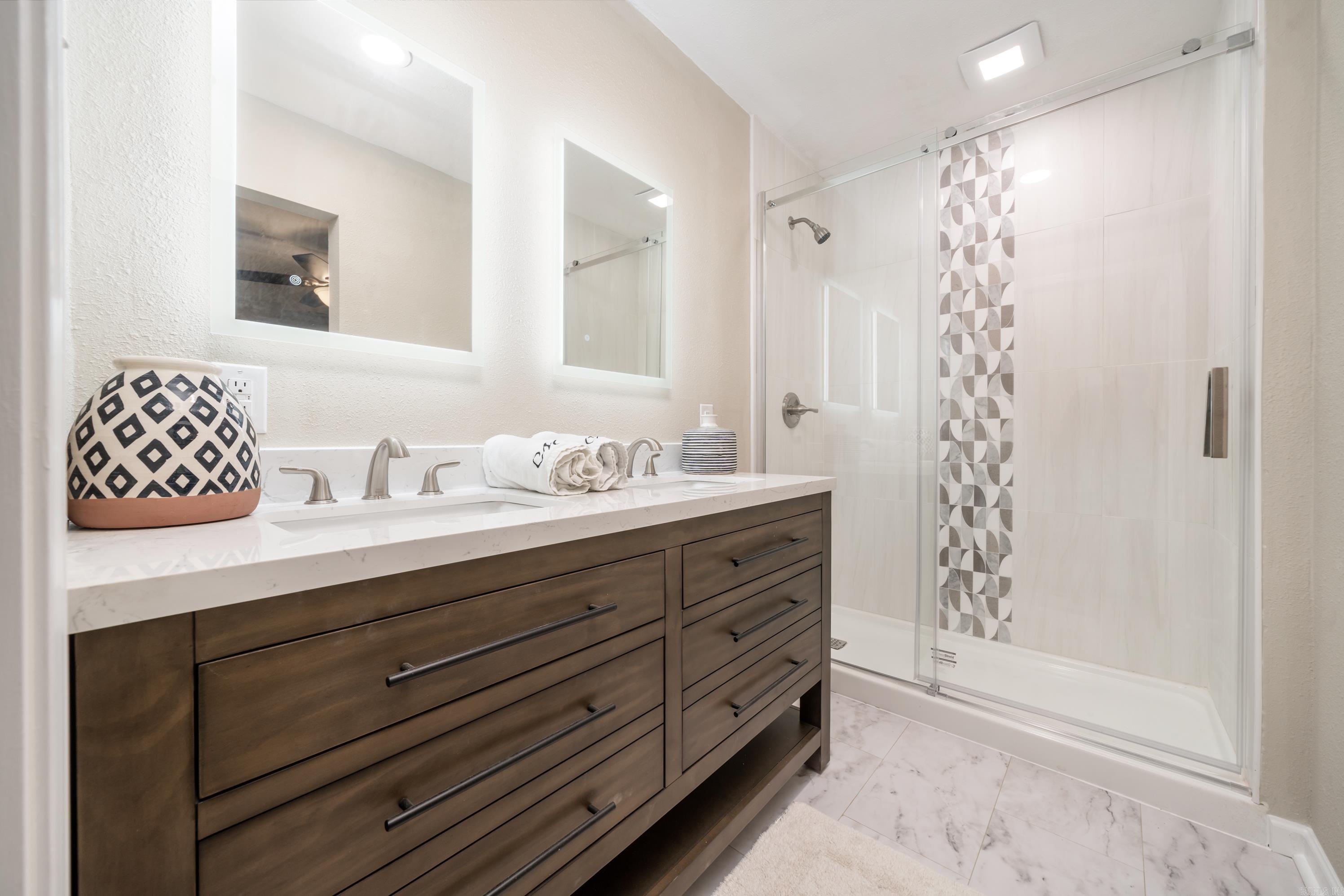 Lakeshore Heights - Residential