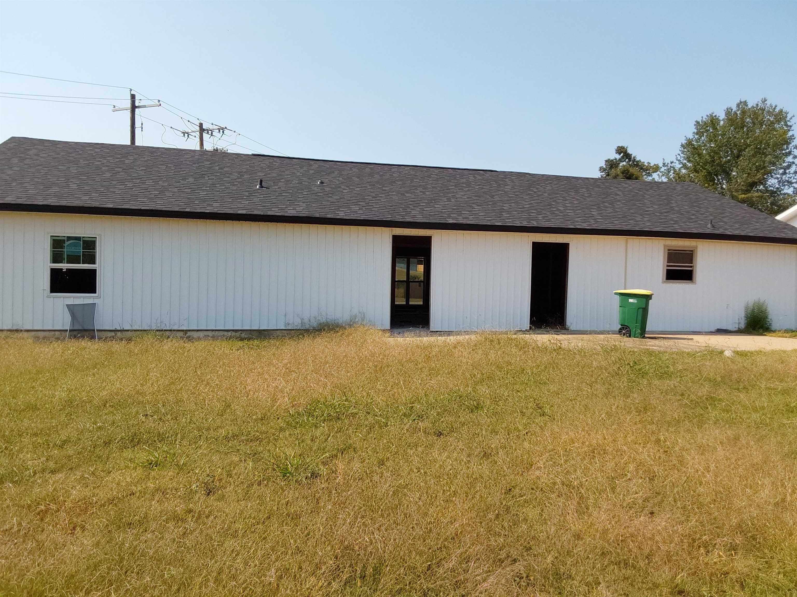 COLONY WEST - Residential