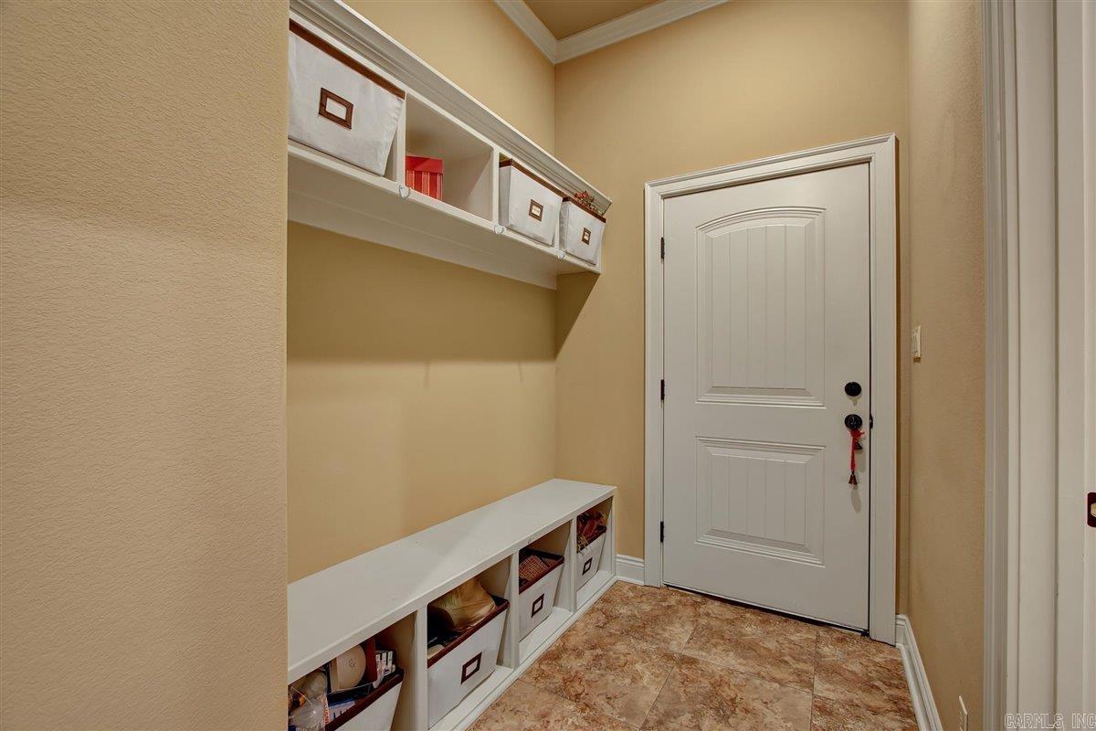 ARLINGTON PARK - Residential