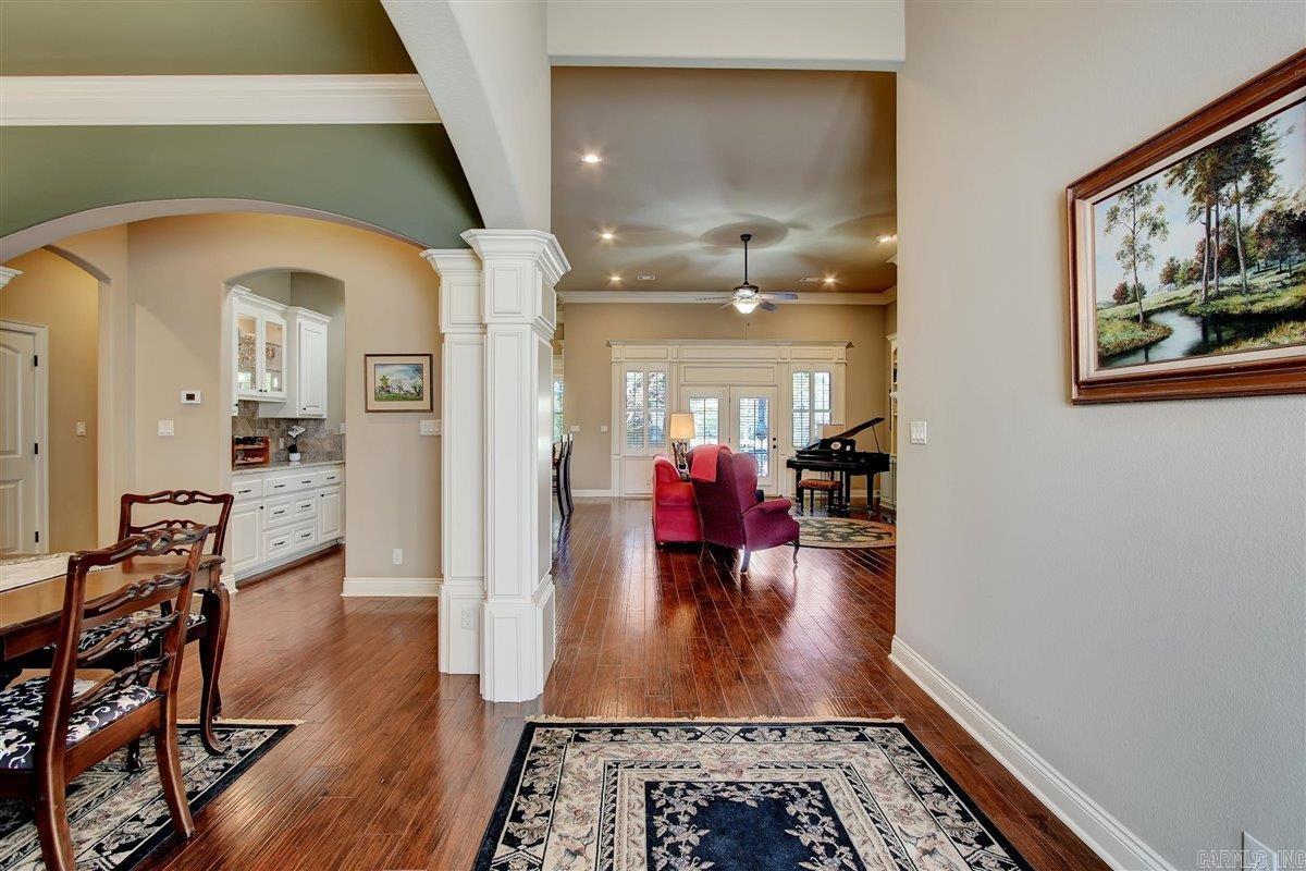 ARLINGTON PARK - Residential