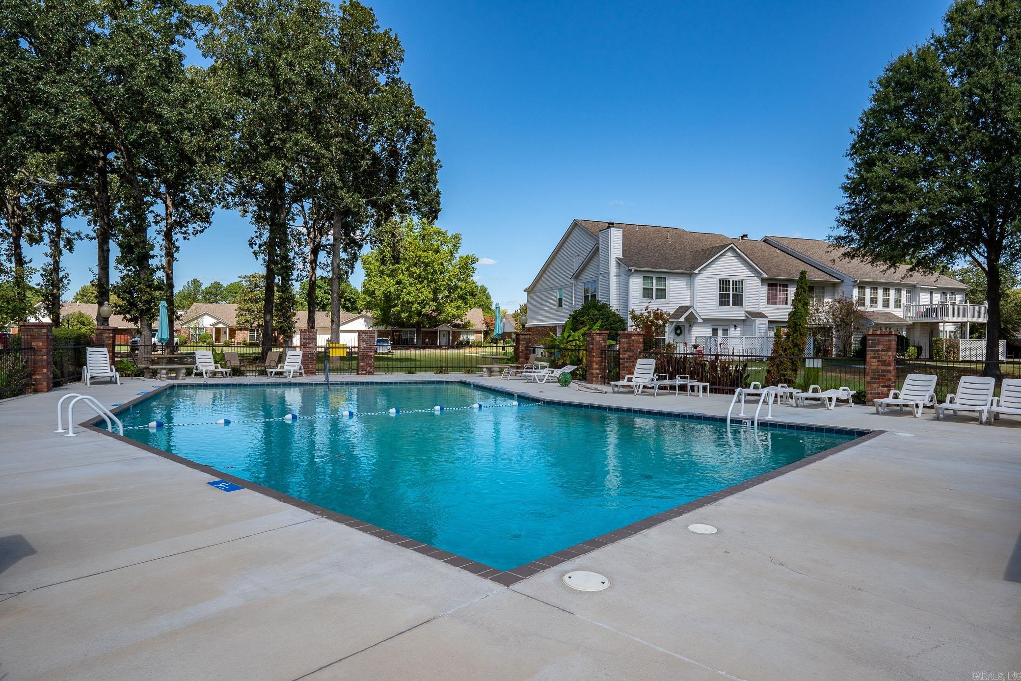 CARRIAGE COURTS - Residential